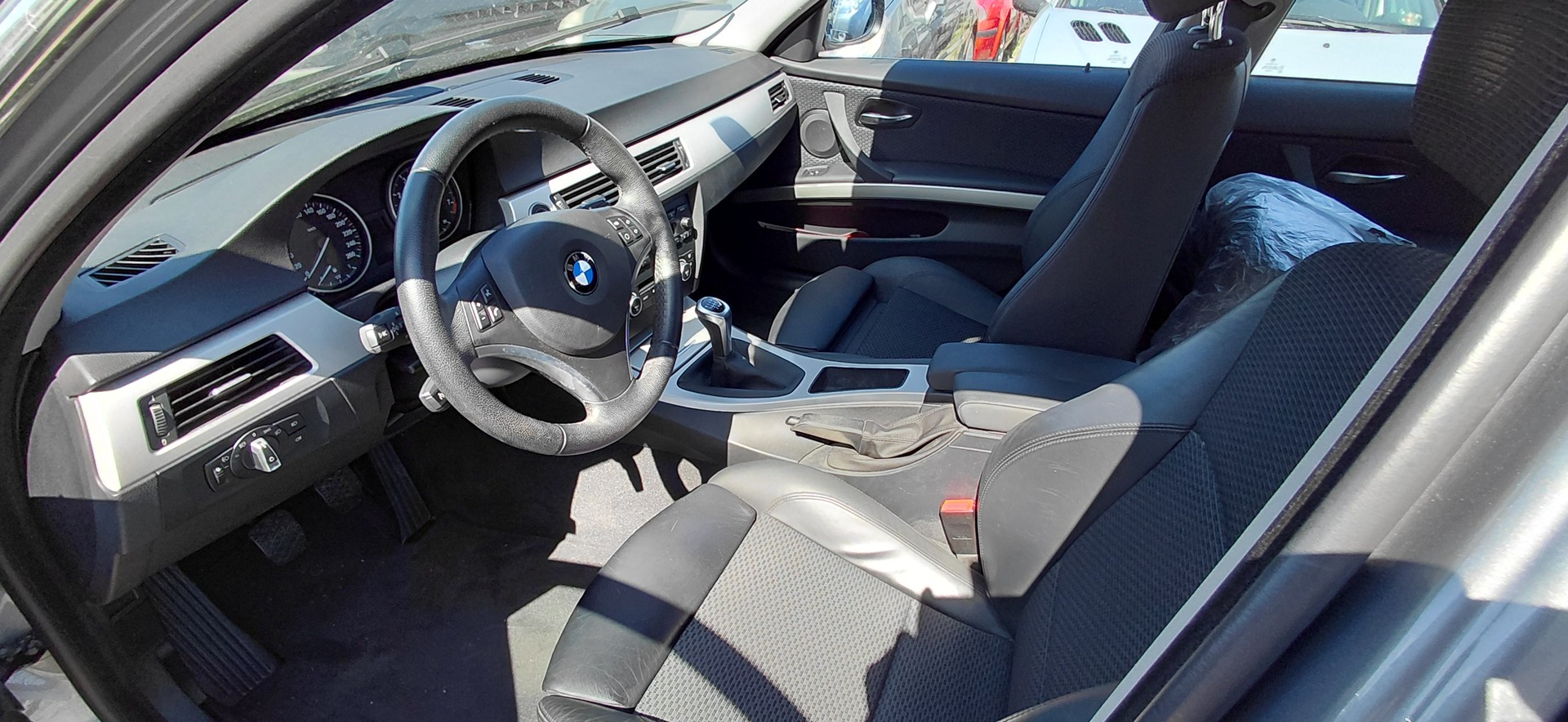 BMW 325i more4you-image-10