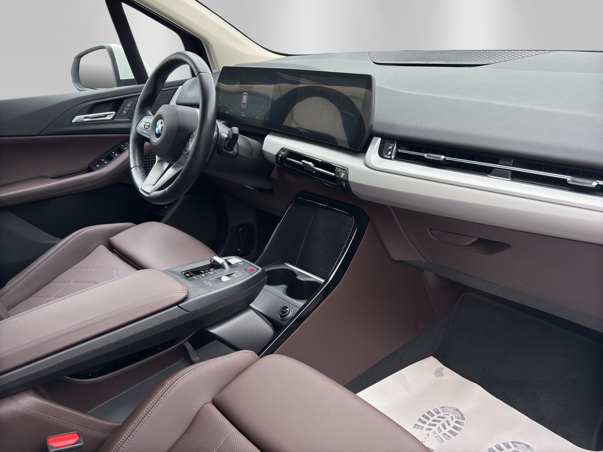 BMW 218d Active Tourer DKG-image-11
