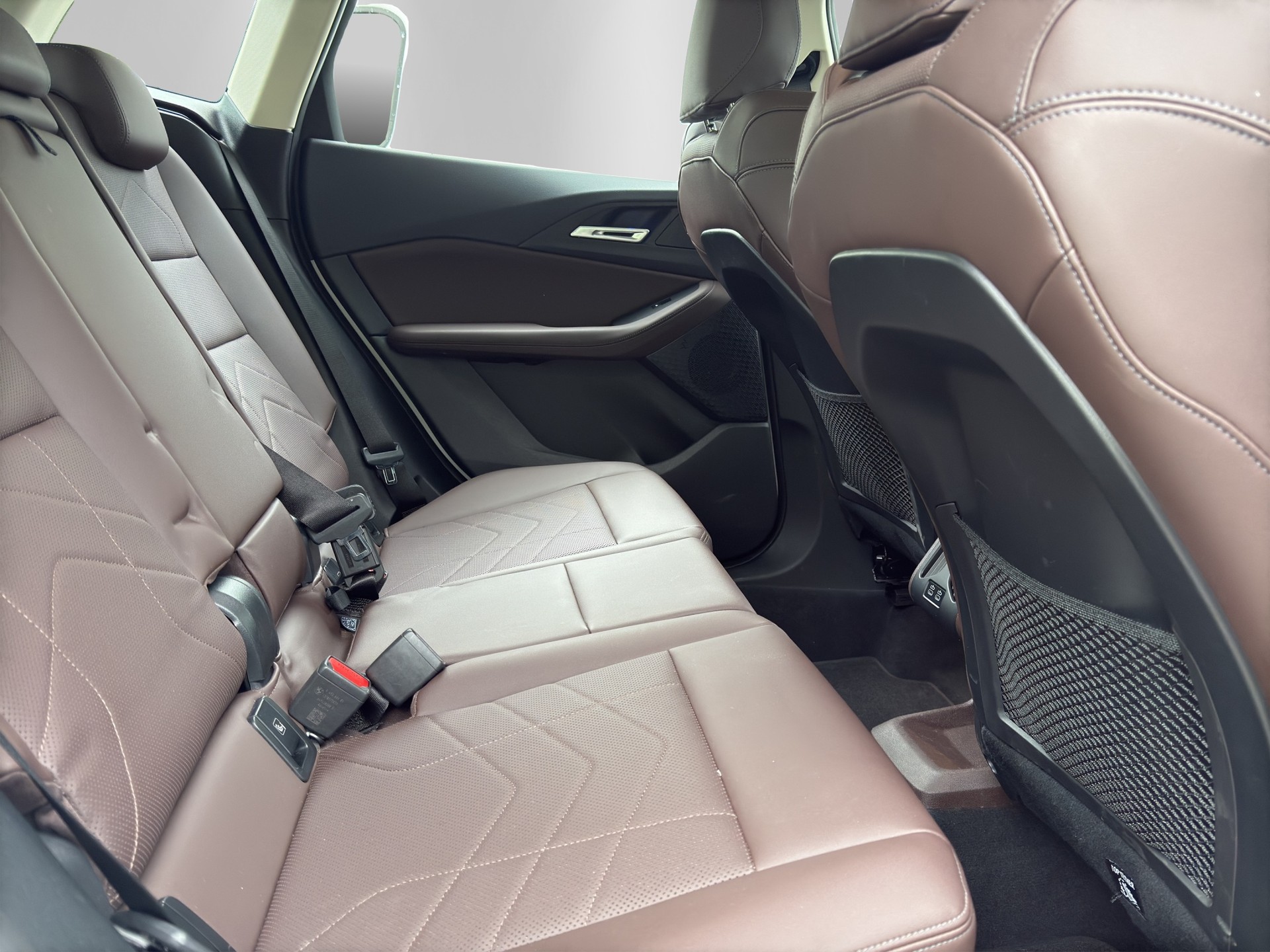 BMW 218d Active Tourer DKG-image-13
