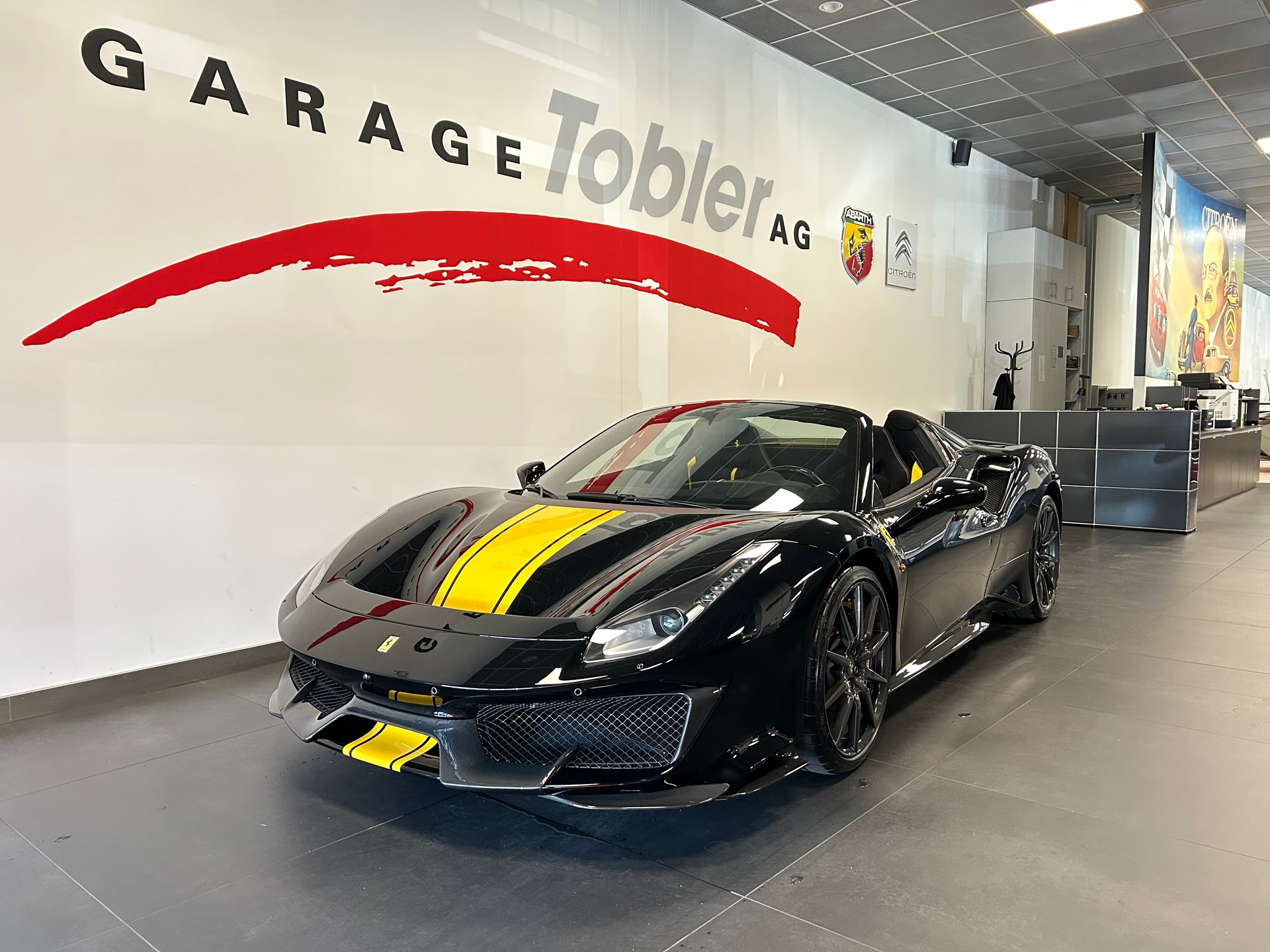 FERRARI 488 Pista Spider 3.9 V8-image-1