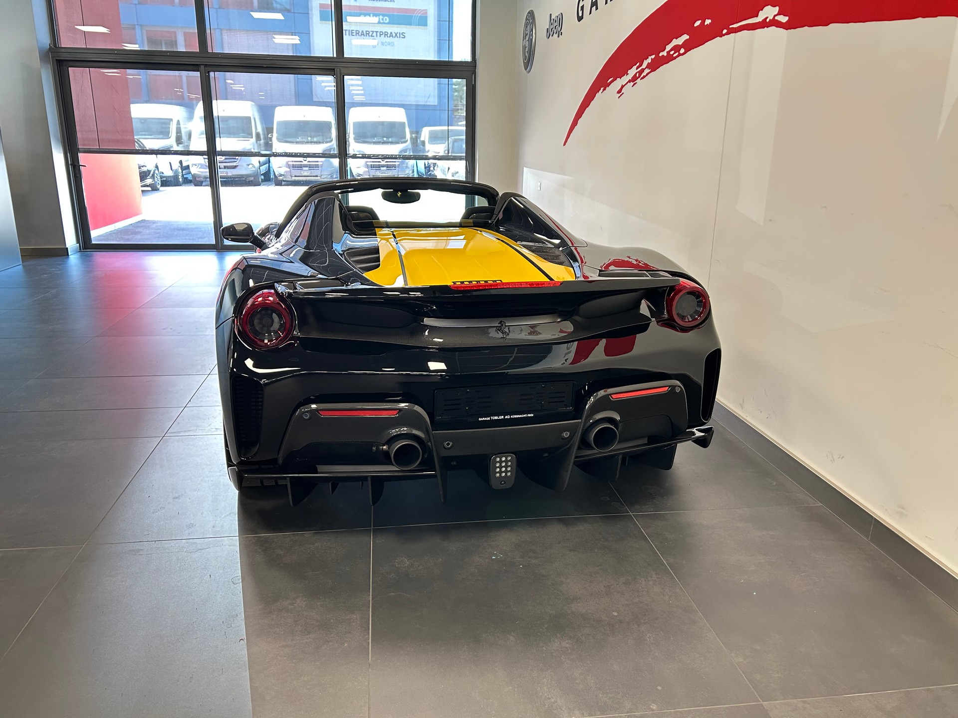 FERRARI 488 Pista Spider 3.9 V8-image-24