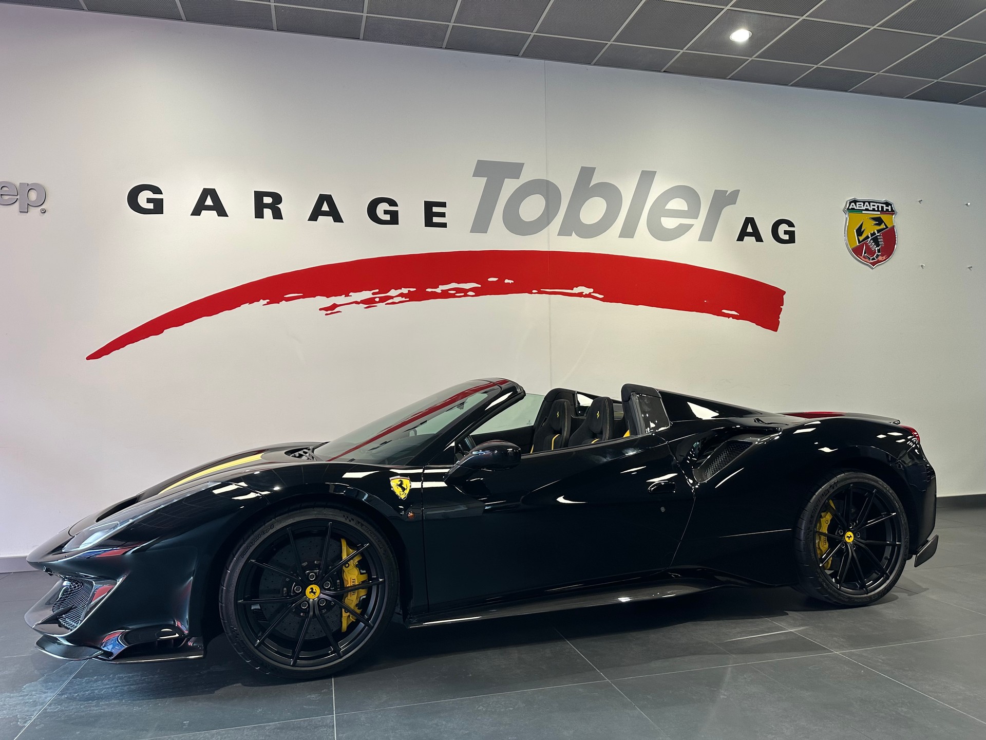 FERRARI 488 Pista Spider 3.9 V8-showroom-element-2