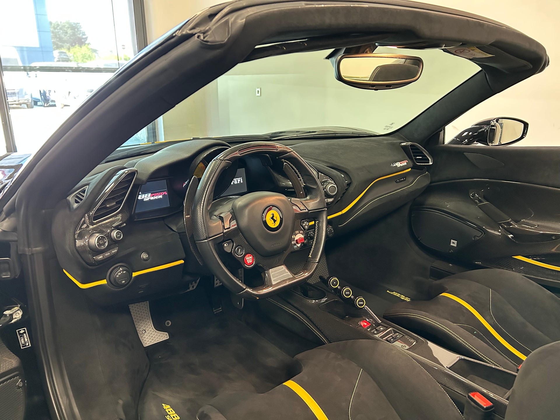 FERRARI 488 Pista Spider 3.9 V8-image-11