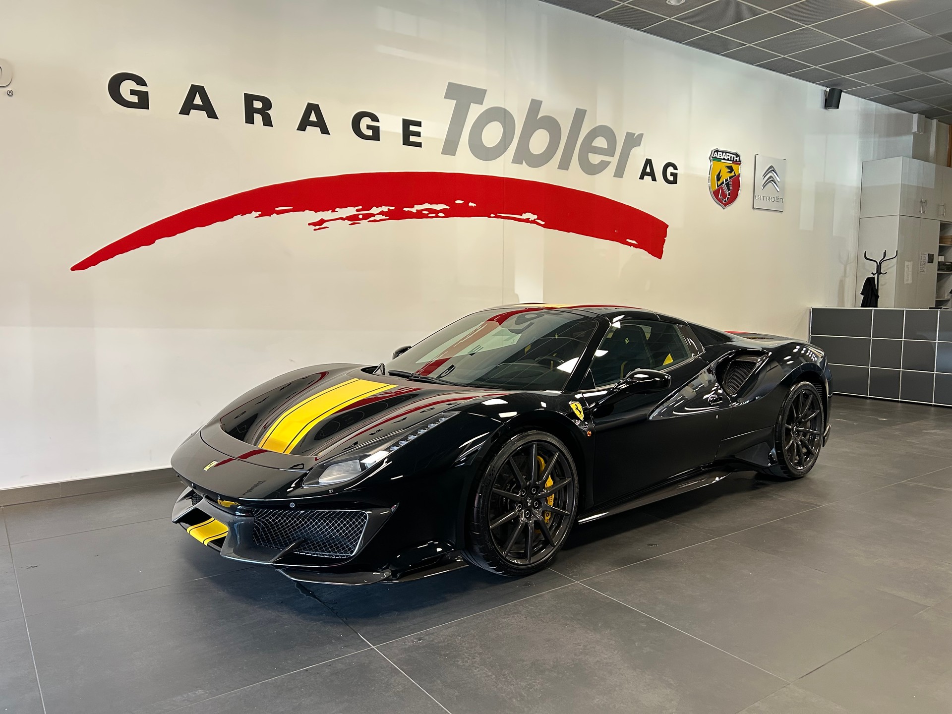 FERRARI 488 Pista Spider 3.9 V8-image-8