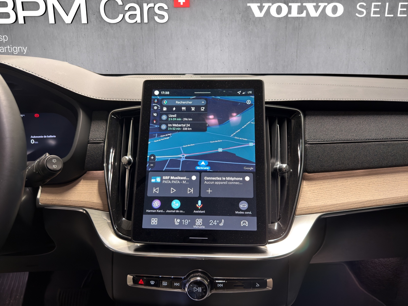 VOLVO XC90 T8 eAWD PluginHybrid Plus Dark Geartronic-image-12