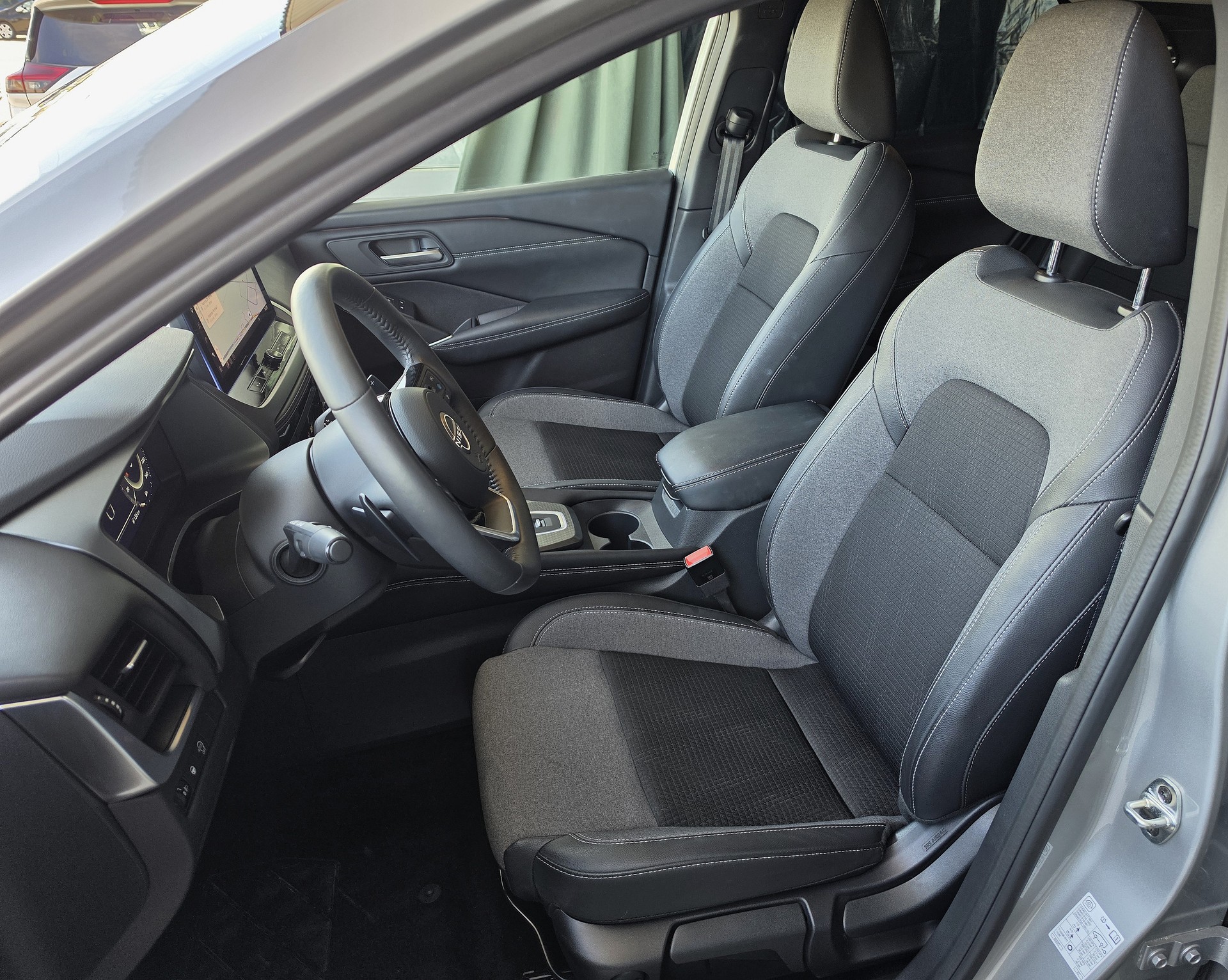 NISSAN Qashqai 1.3 DIG-T MHEV N-Connecta Xtronic -3 JAHRE WERKSGARANTIE--image-10