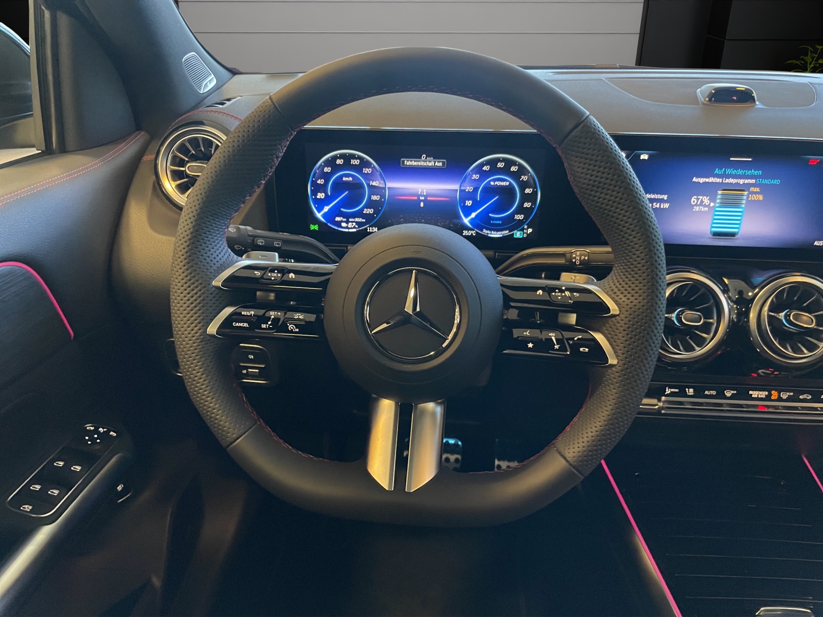 Image MERCEDES-BENZ EQA-350 EQA 350 66,5 kWh 4Matic Excellence