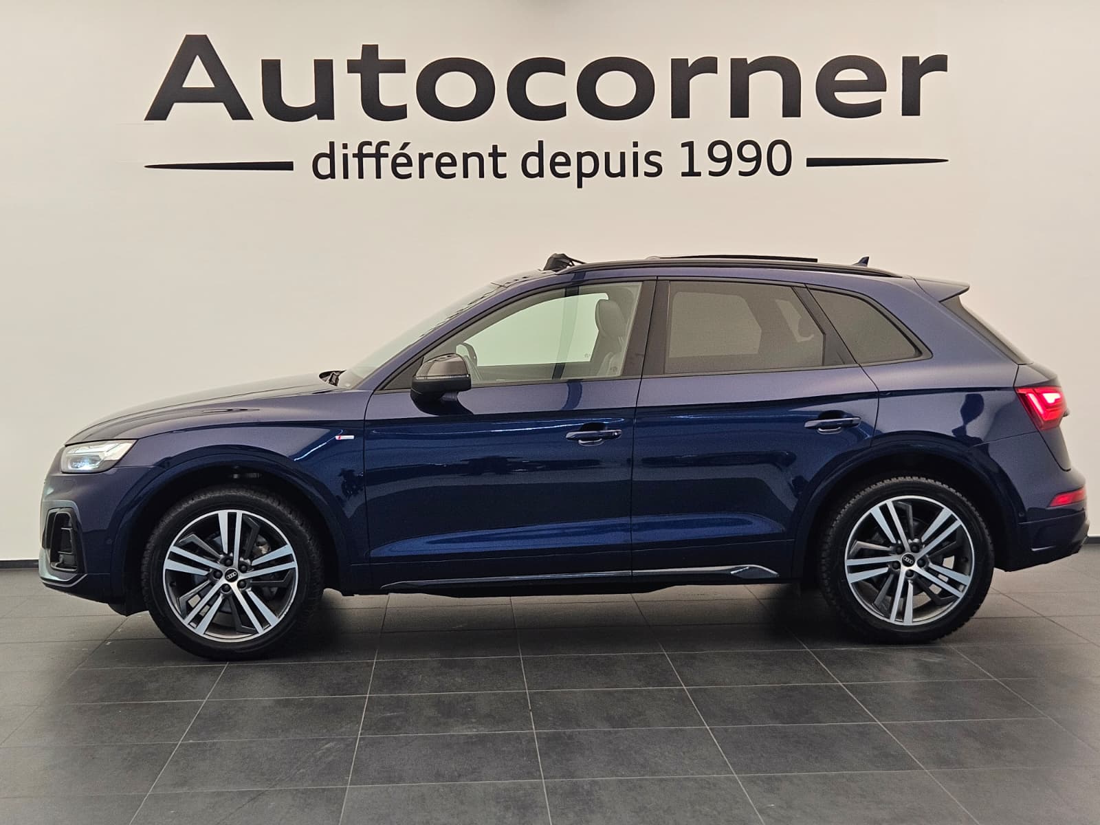 AUDI Q5 45 TFSI Black Edition quattro S-tronic-image-1
