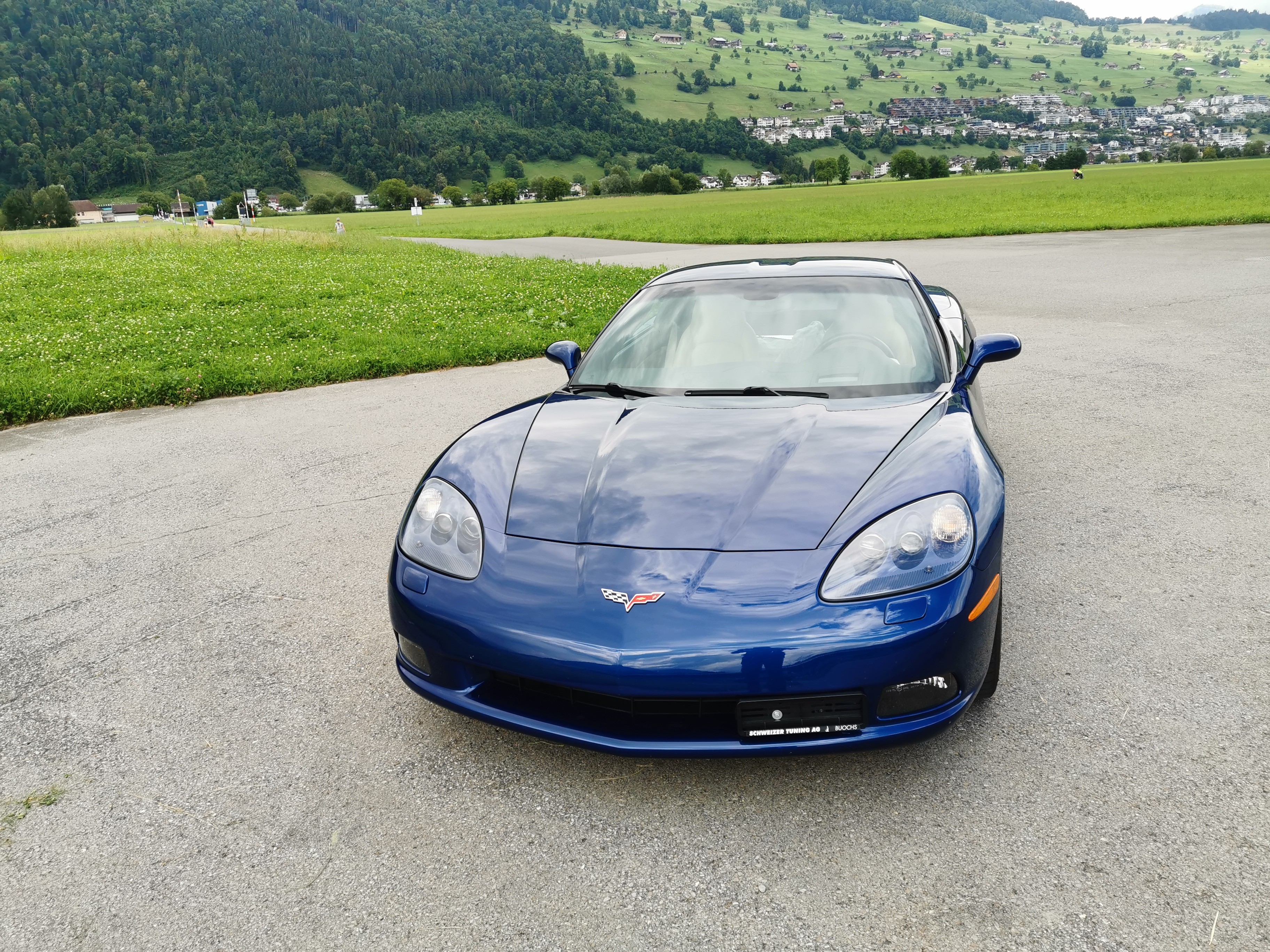 Car photo