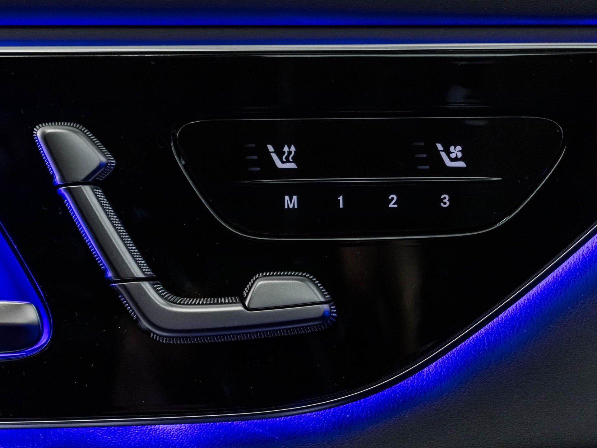 MERCEDES-BENZ GLC 43 AMG 4MATIC "Executive Edition"-image-12