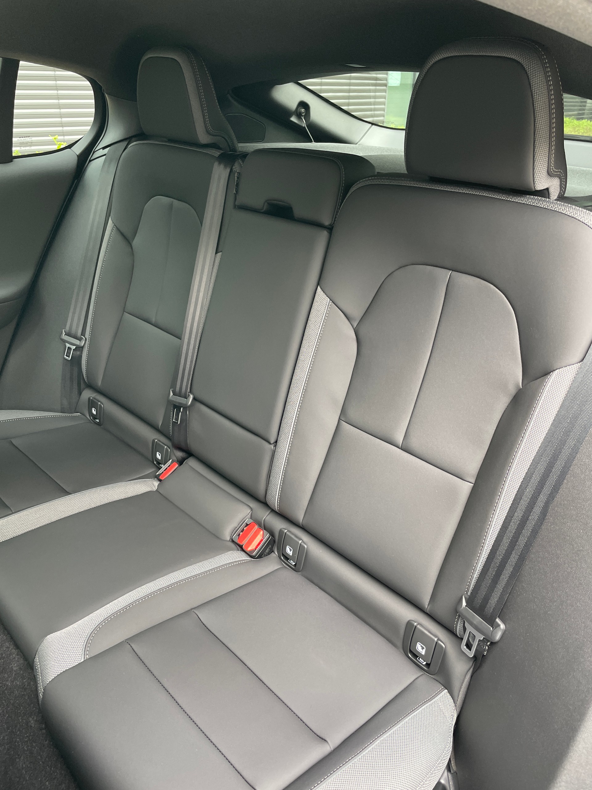 VOLVO C40 Recharge Pure Electric AWD Ultimate-image-16