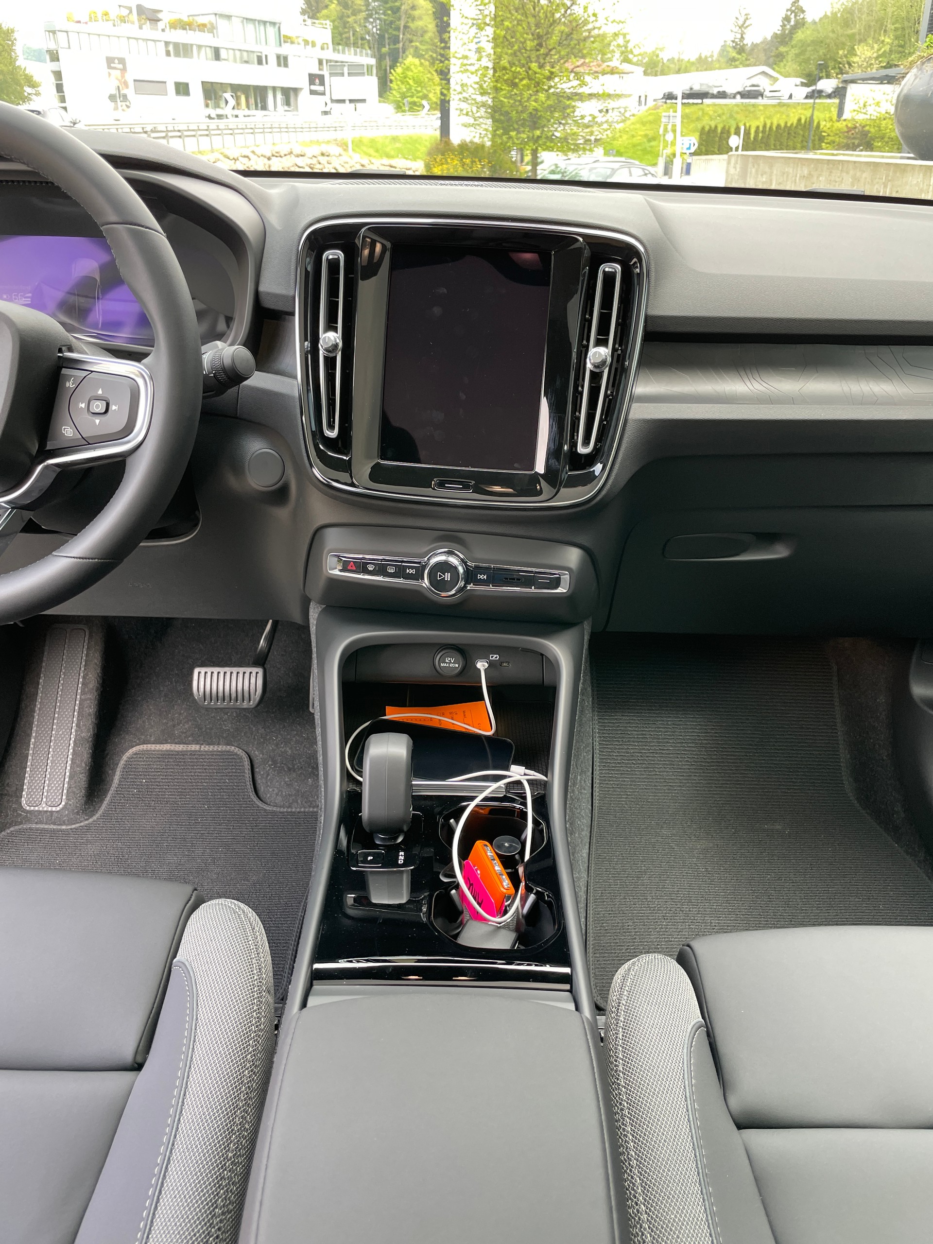 VOLVO C40 Recharge Pure Electric AWD Ultimate-image-19