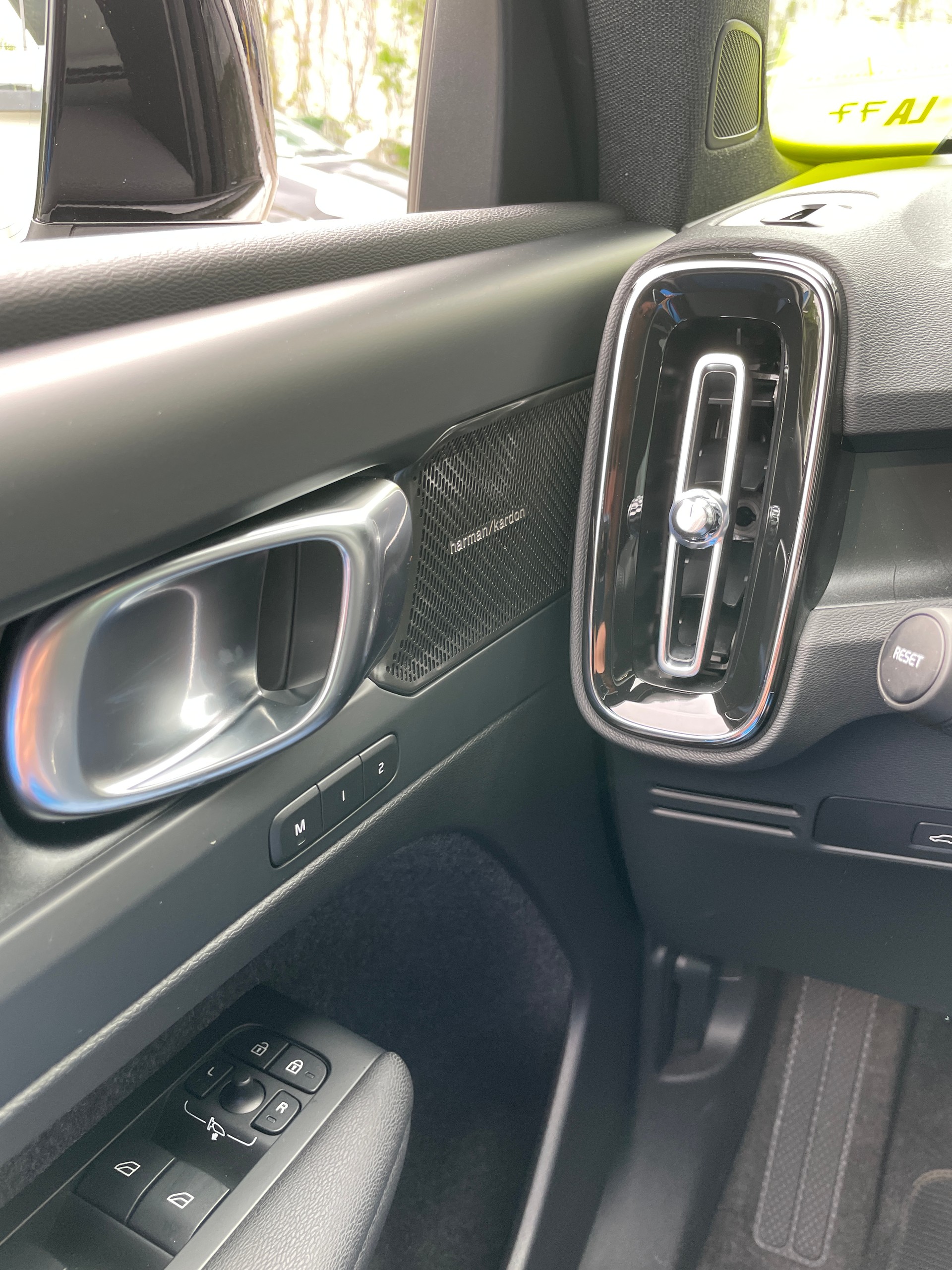 VOLVO C40 Recharge Pure Electric AWD Ultimate-image-21