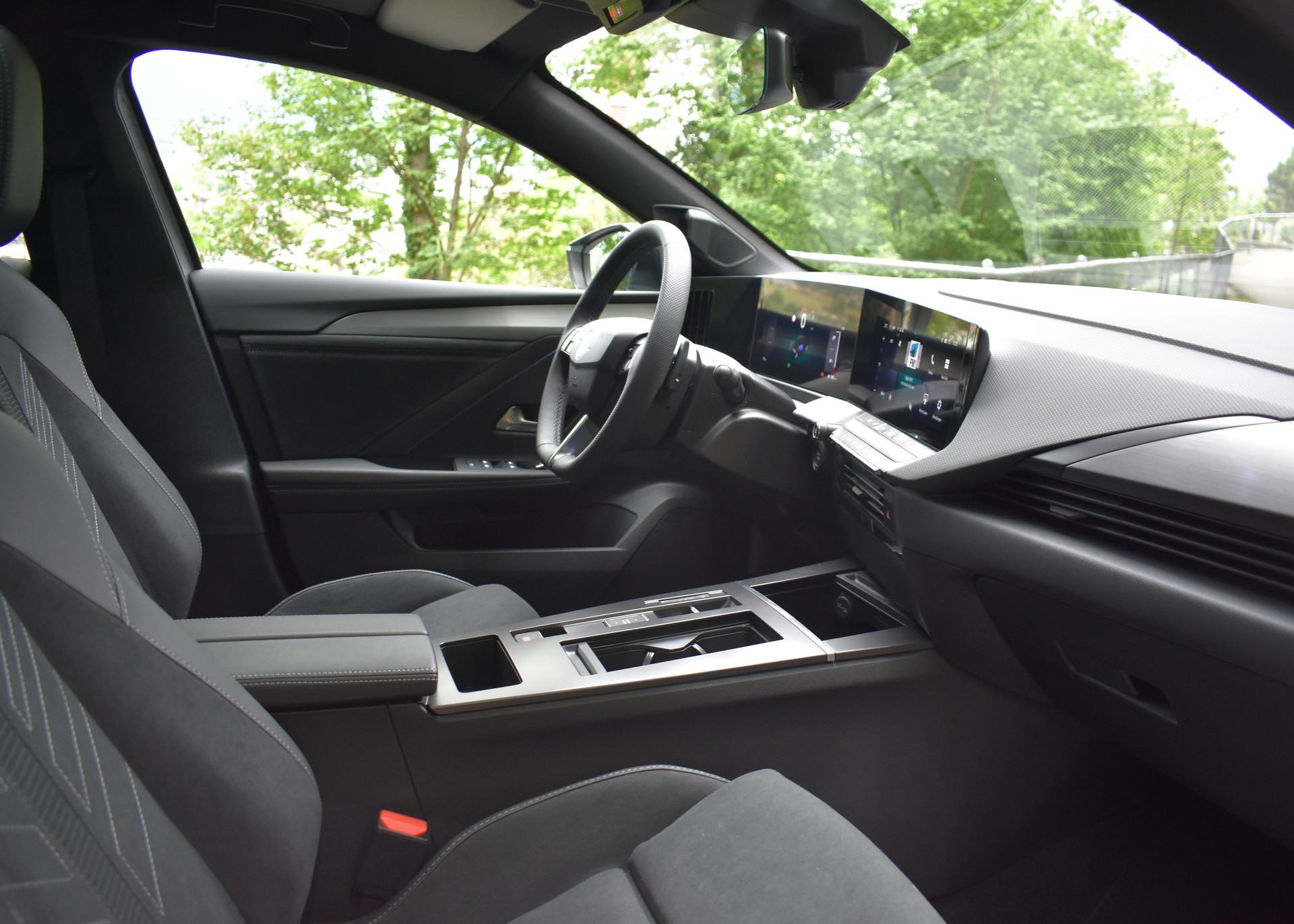 OPEL Astra Sports Tourer 58 kWh Ultimate-image-8