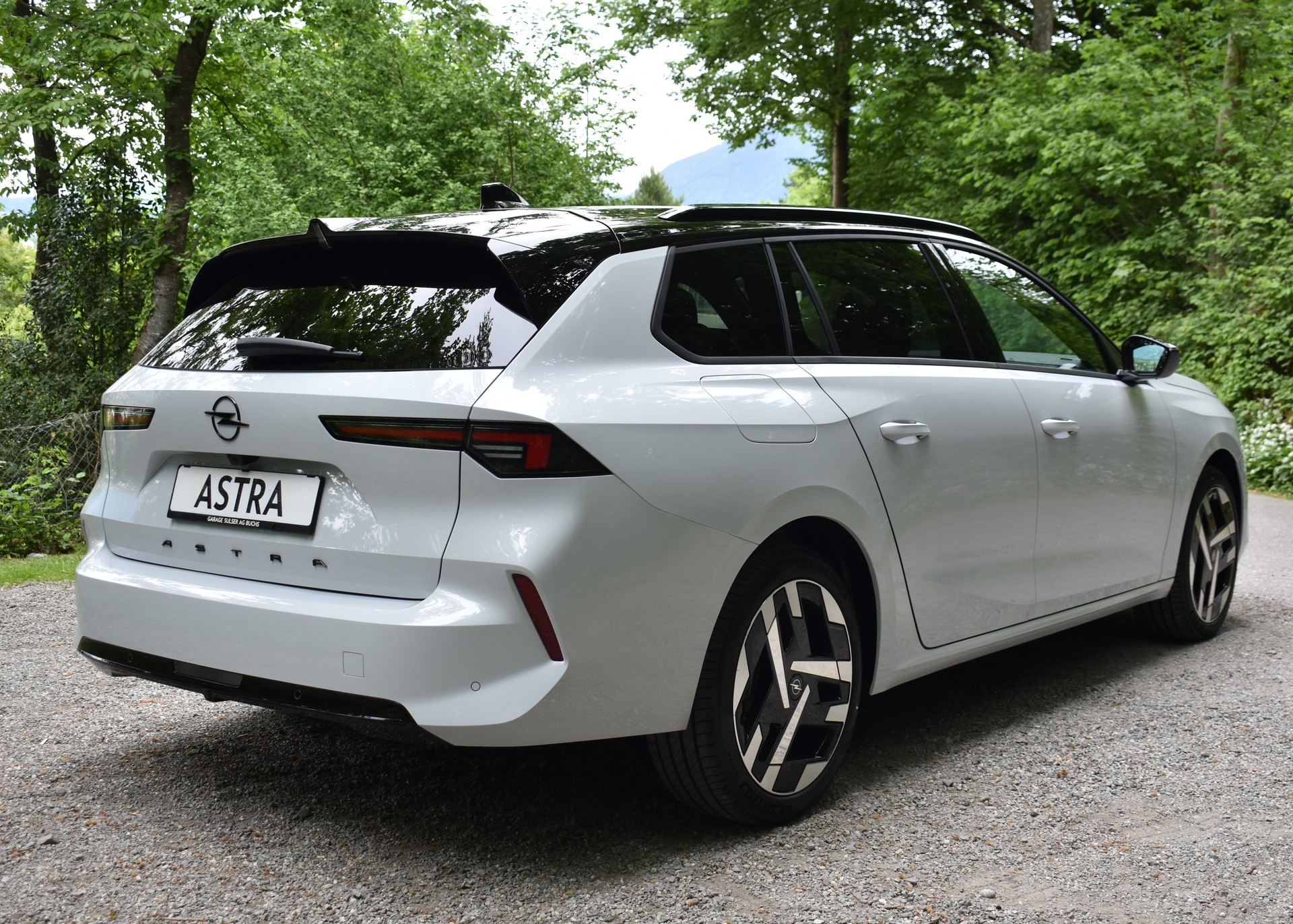 OPEL Astra Sports Tourer 58 kWh Ultimate-showroom-element-2