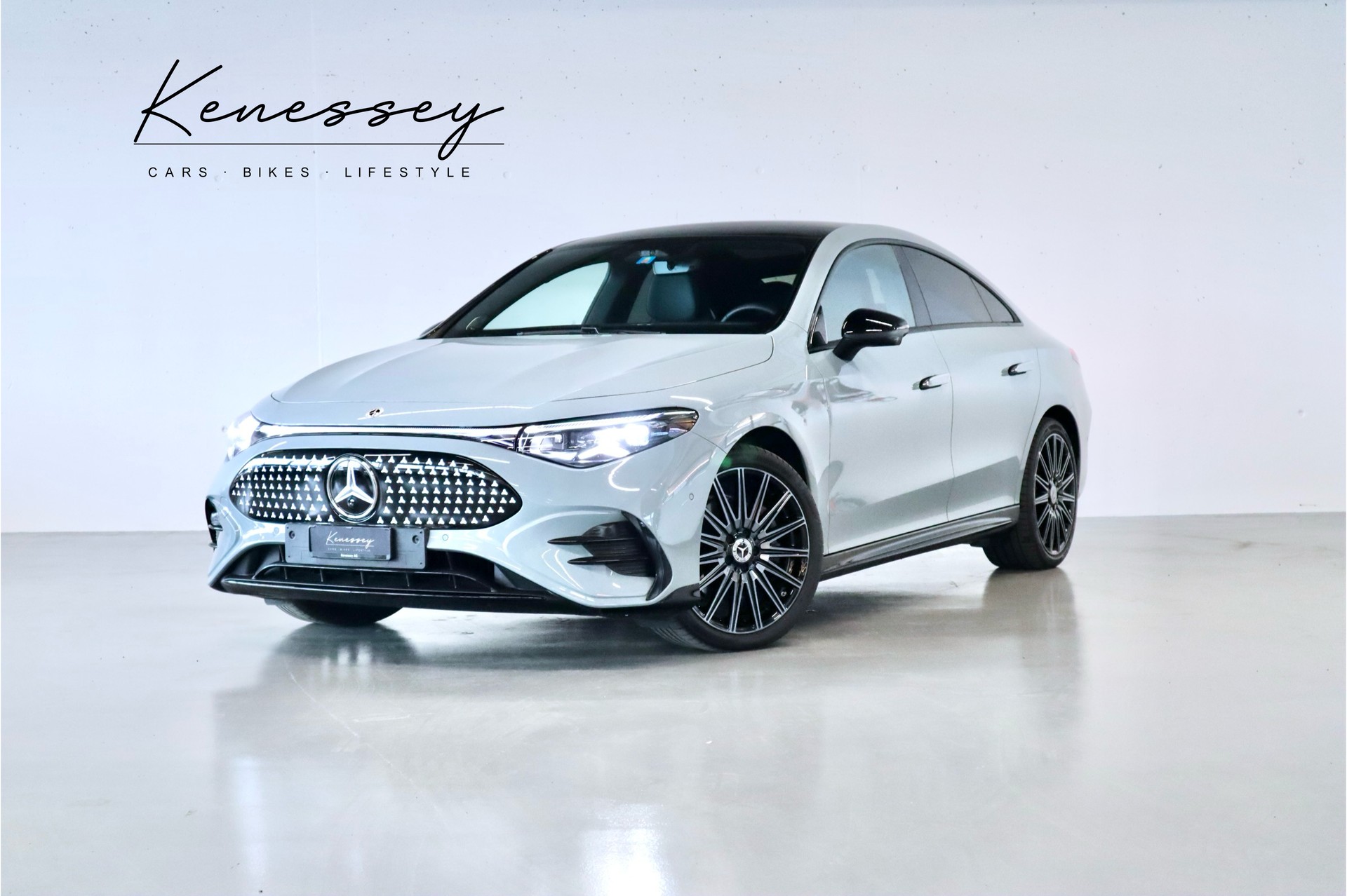 MERCEDES-BENZ CLA 350 4 Matic 85 kWh EQ AMG LINE | inkl. Beifahrerbildschirm!