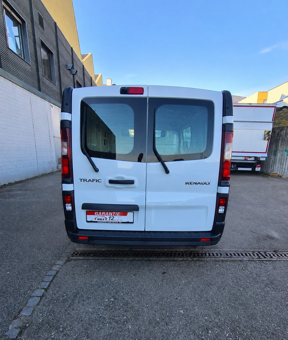 RENAULT Trafic 2.0 dCi 120 3.0t Business L2H1 ** L2 H1 ** Gr-Navi ** RF-Kamera ** 3-Plätzer ** Frisch Ab MFK & Service **-image-4