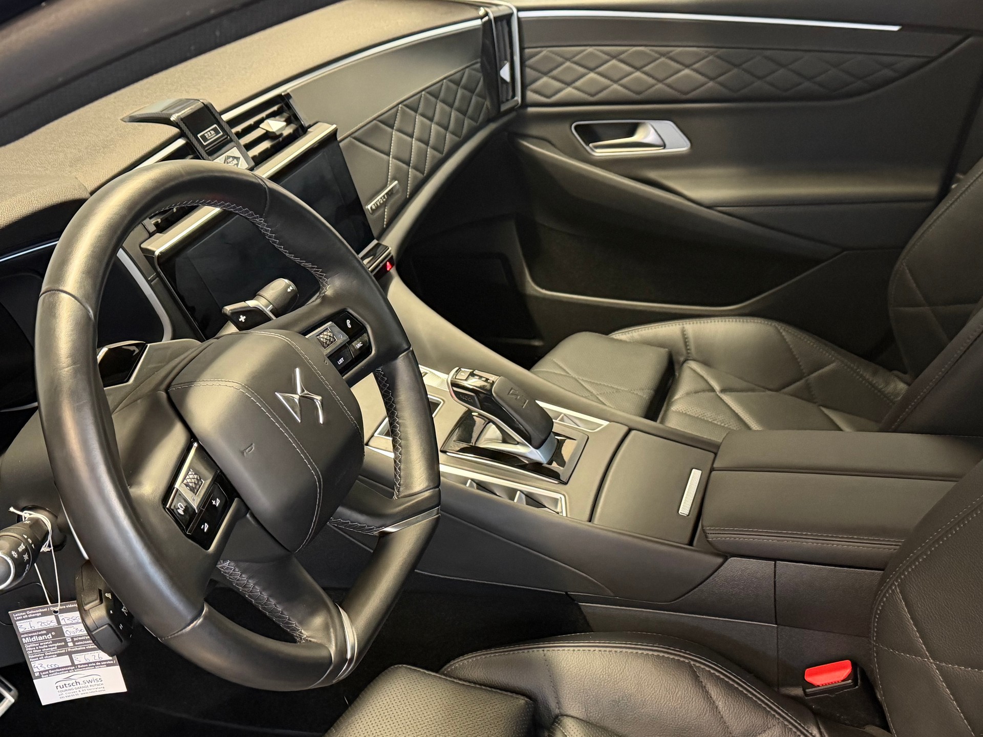 DS AUTOMOBILES DS 9 1.6 E-TENSE 225 Performance Line + e-EAT8-image-10