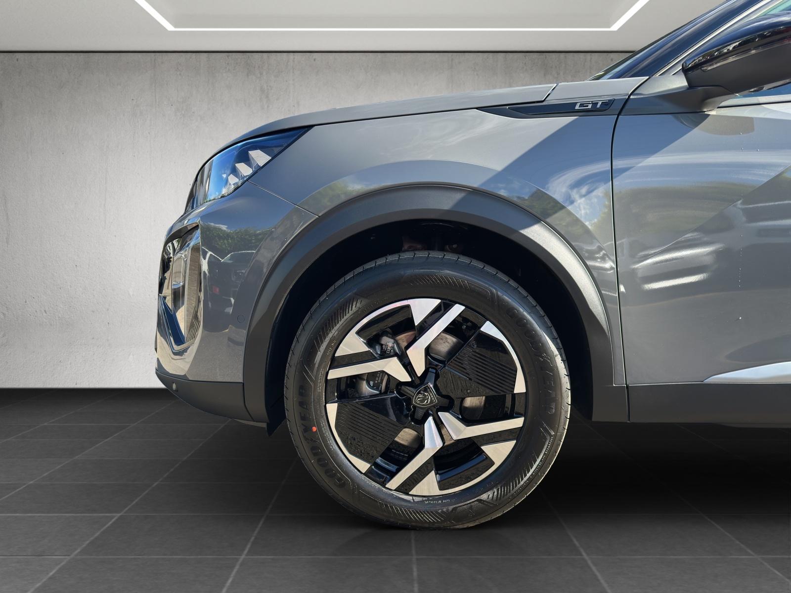 PEUGEOT 2008 1.2 Hybrid 145 GT-image-21