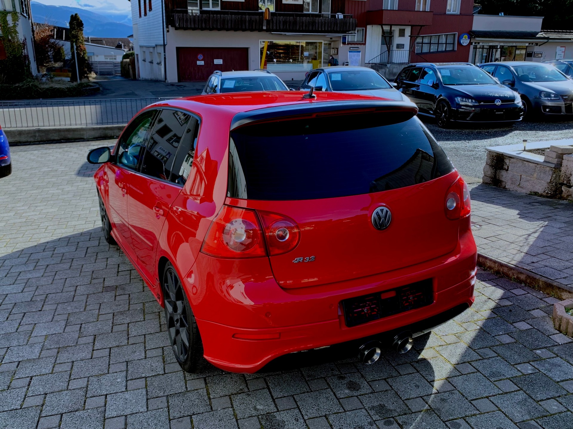 VW Golf R32 4Motion-image-6