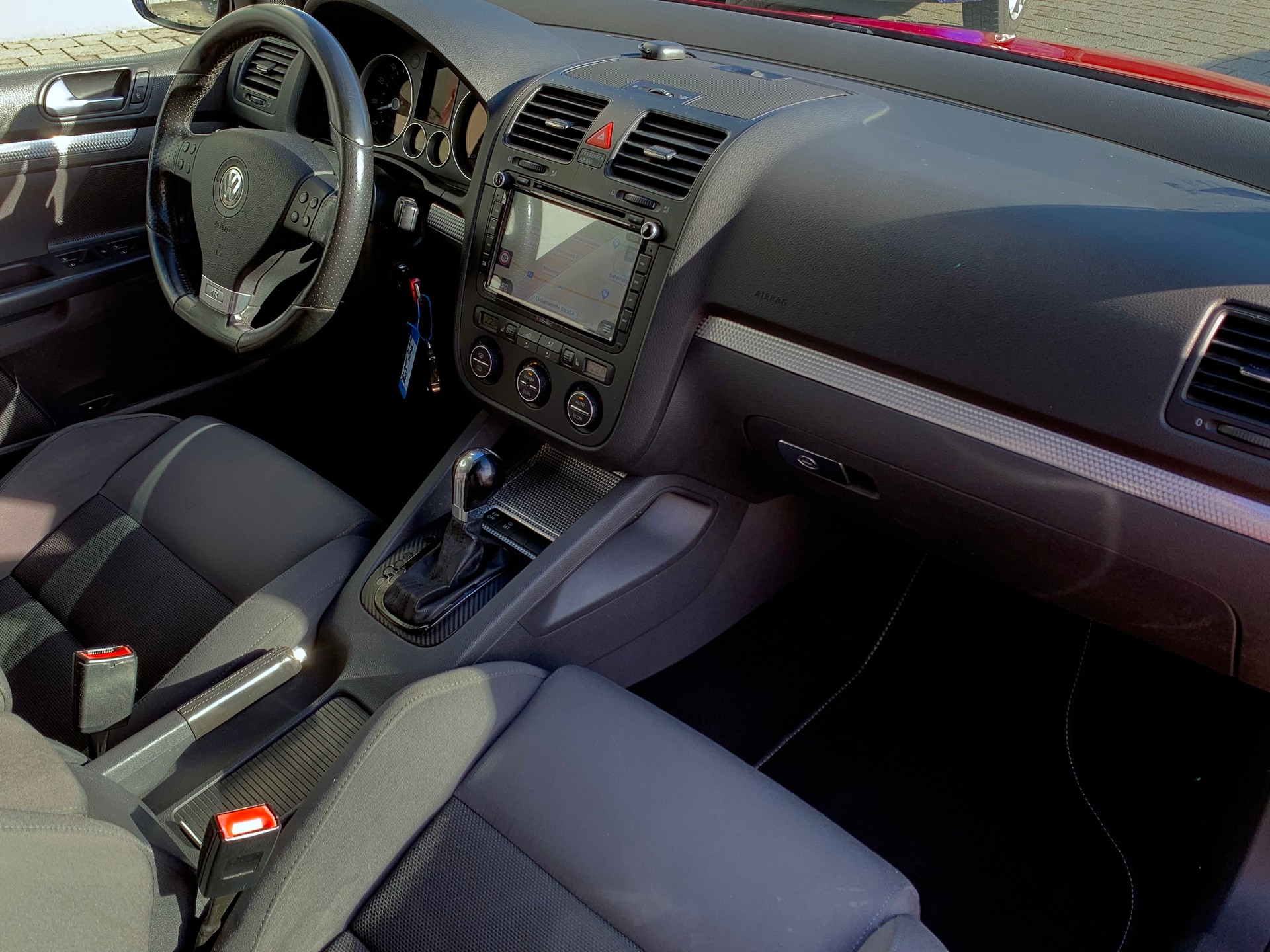 VW Golf R32 4Motion-image-13