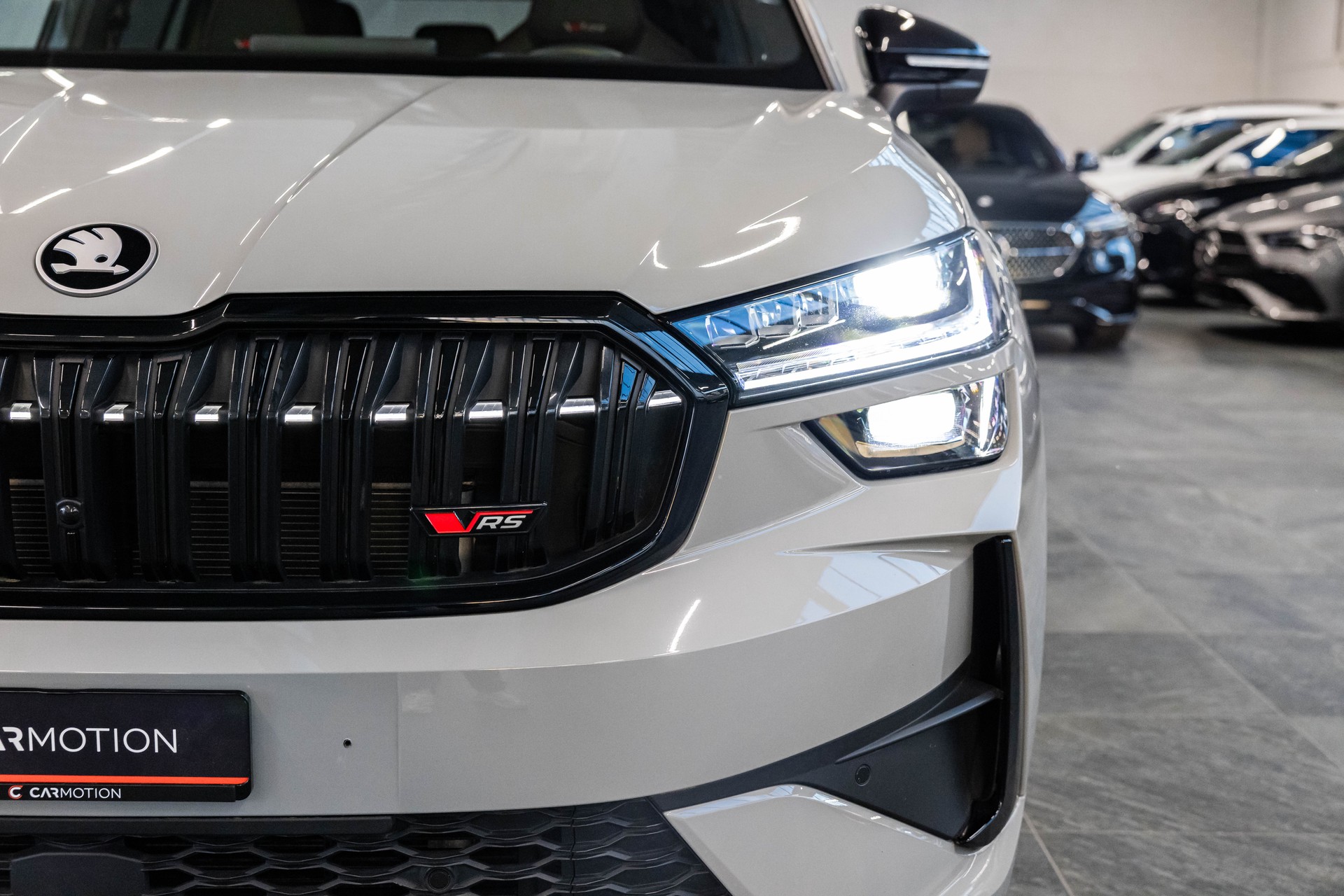SKODA Kodiaq 2.0 TSI RS / 7Plätzer / Panorama / Canton-showroom-element-2