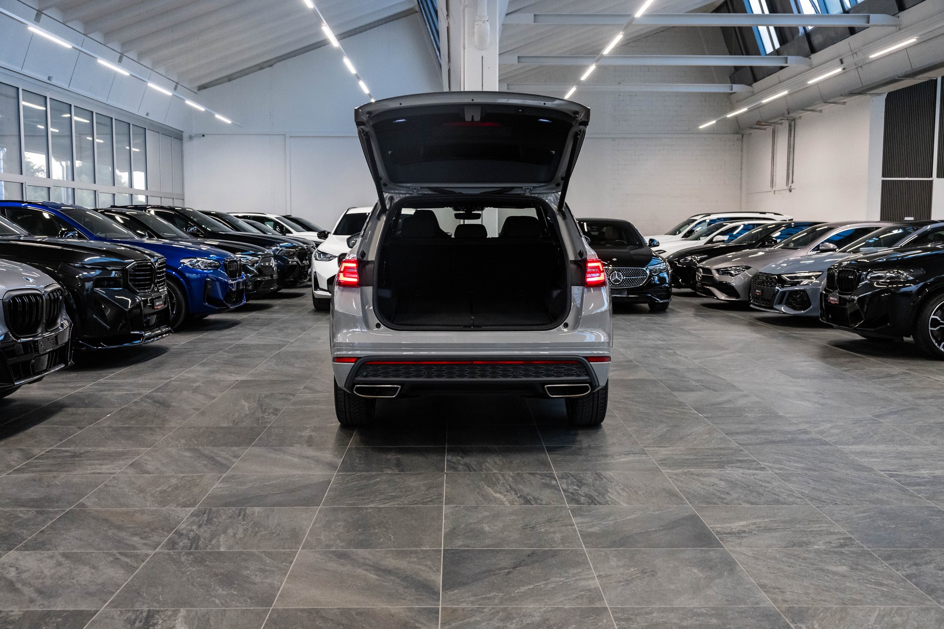 SKODA Kodiaq 2.0 TSI RS / 7Plätzer / Panorama / Canton-image-6