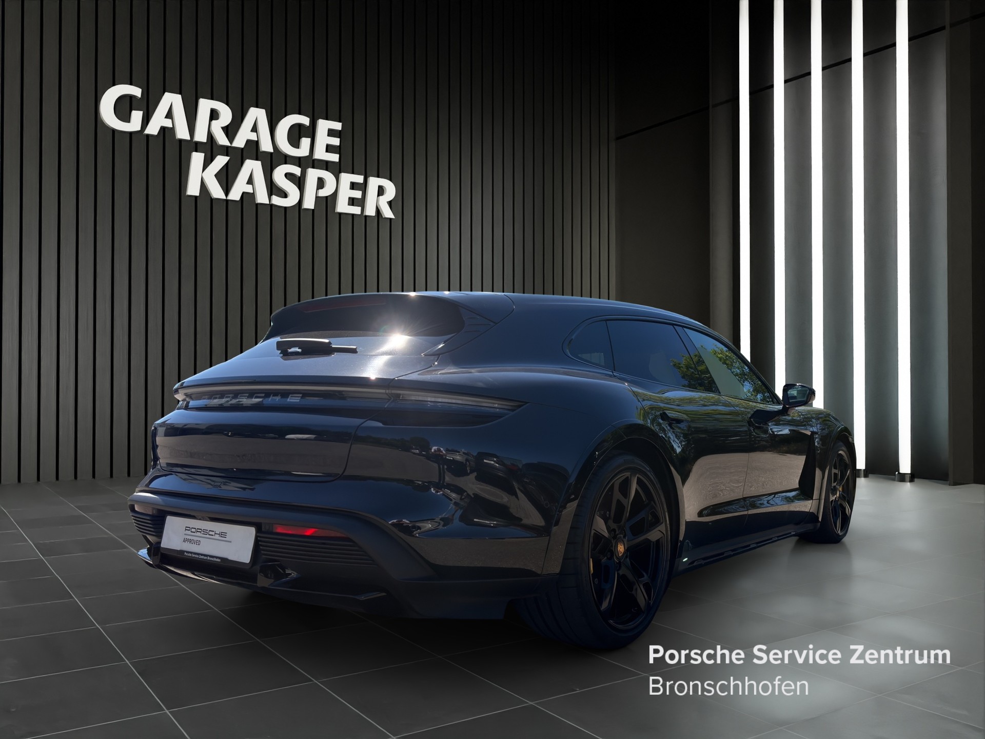 PORSCHE Taycan Cross Turismo Turbo S-image-4