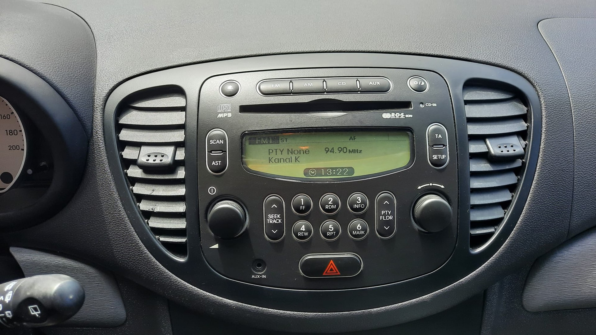 HYUNDAI i10 1.2 Style-image-9
