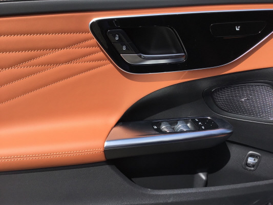 MERCEDES-BENZ C 300 T 4 Matic-image-9