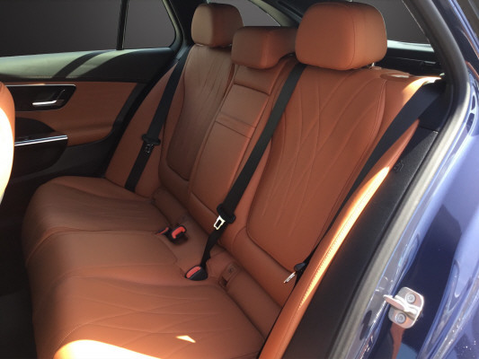 MERCEDES-BENZ C 300 T 4 Matic-image-10