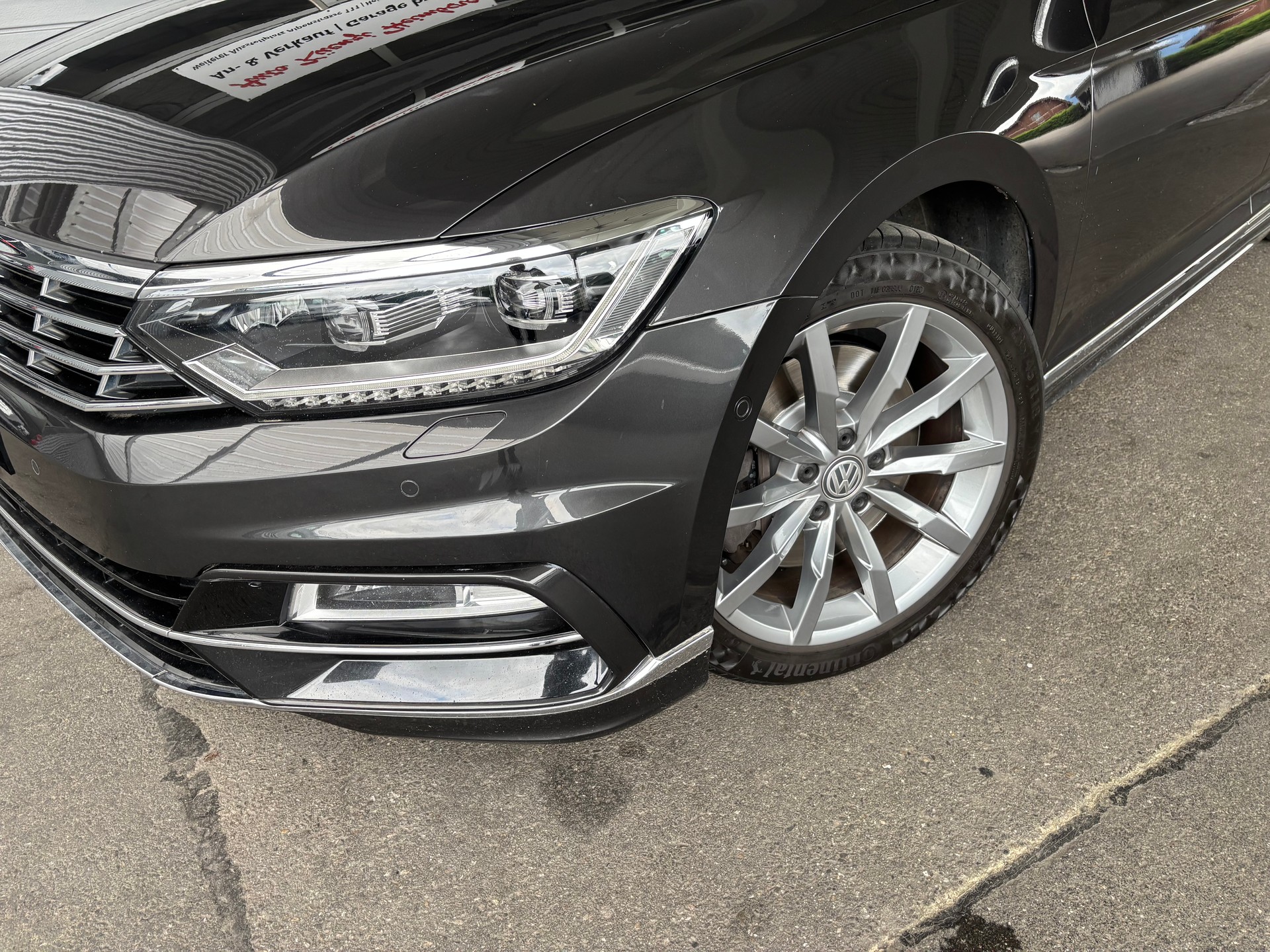 VW Passat Variant 2.0 TSI BMT Highline R-Line 4Motion DSG-image-4