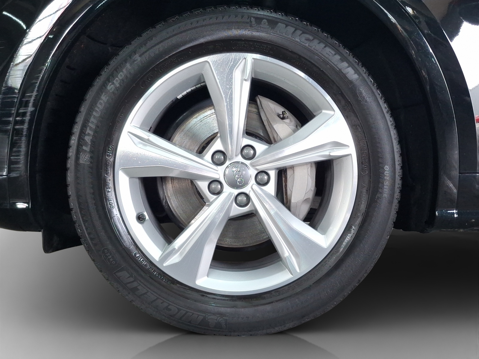 AUDI Q5 55 TFSI e sport quattro-image-15