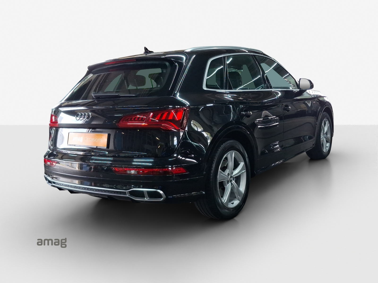 AUDI Q5 55 TFSI e sport quattro-image-4
