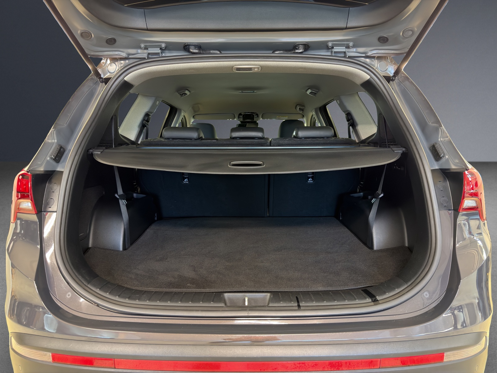 HYUNDAI Santa Fe 1.6 HEV Amp. 4WD-image-16
