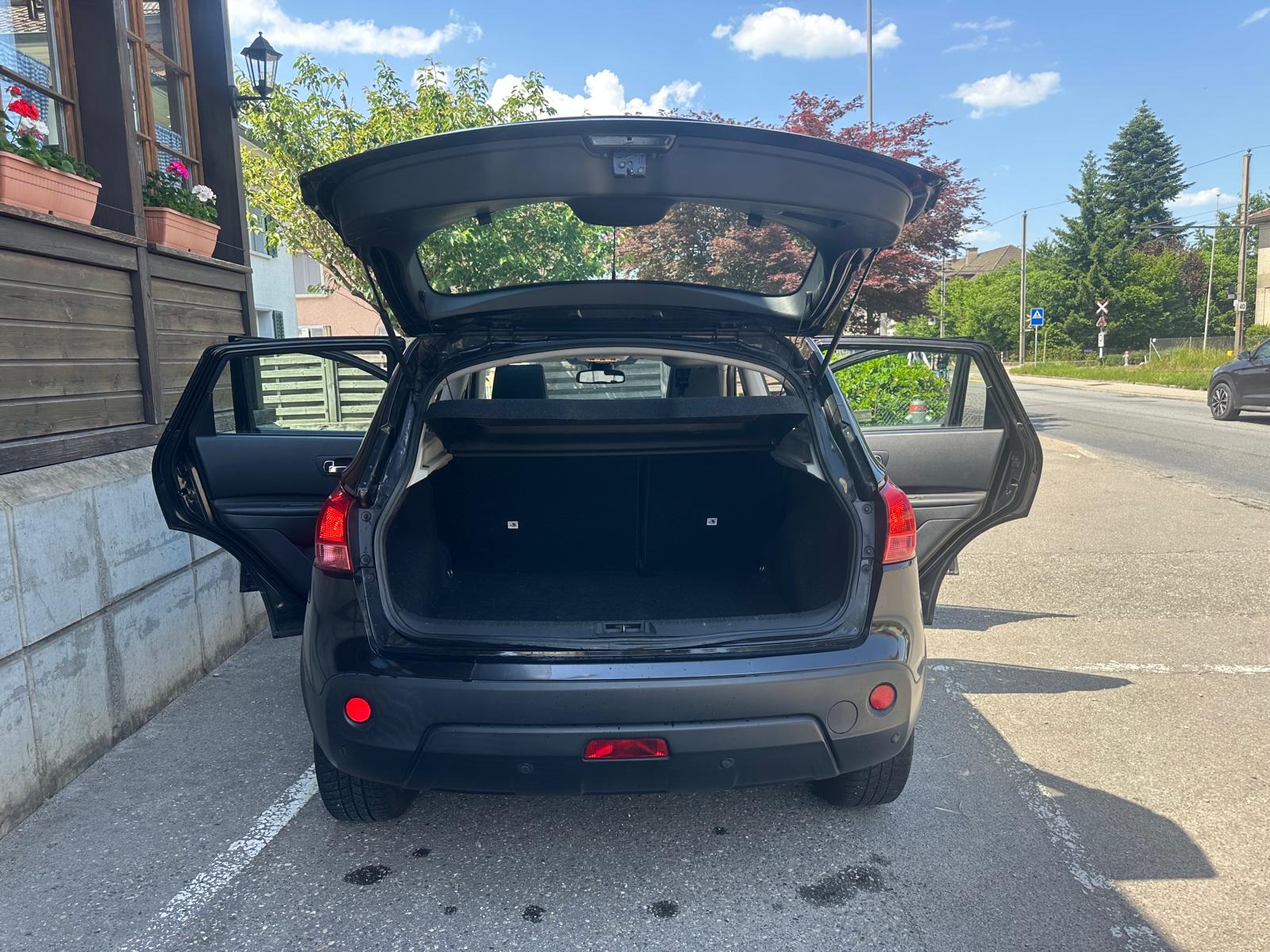 NISSAN Qashqai 2.0 tekna-image-6