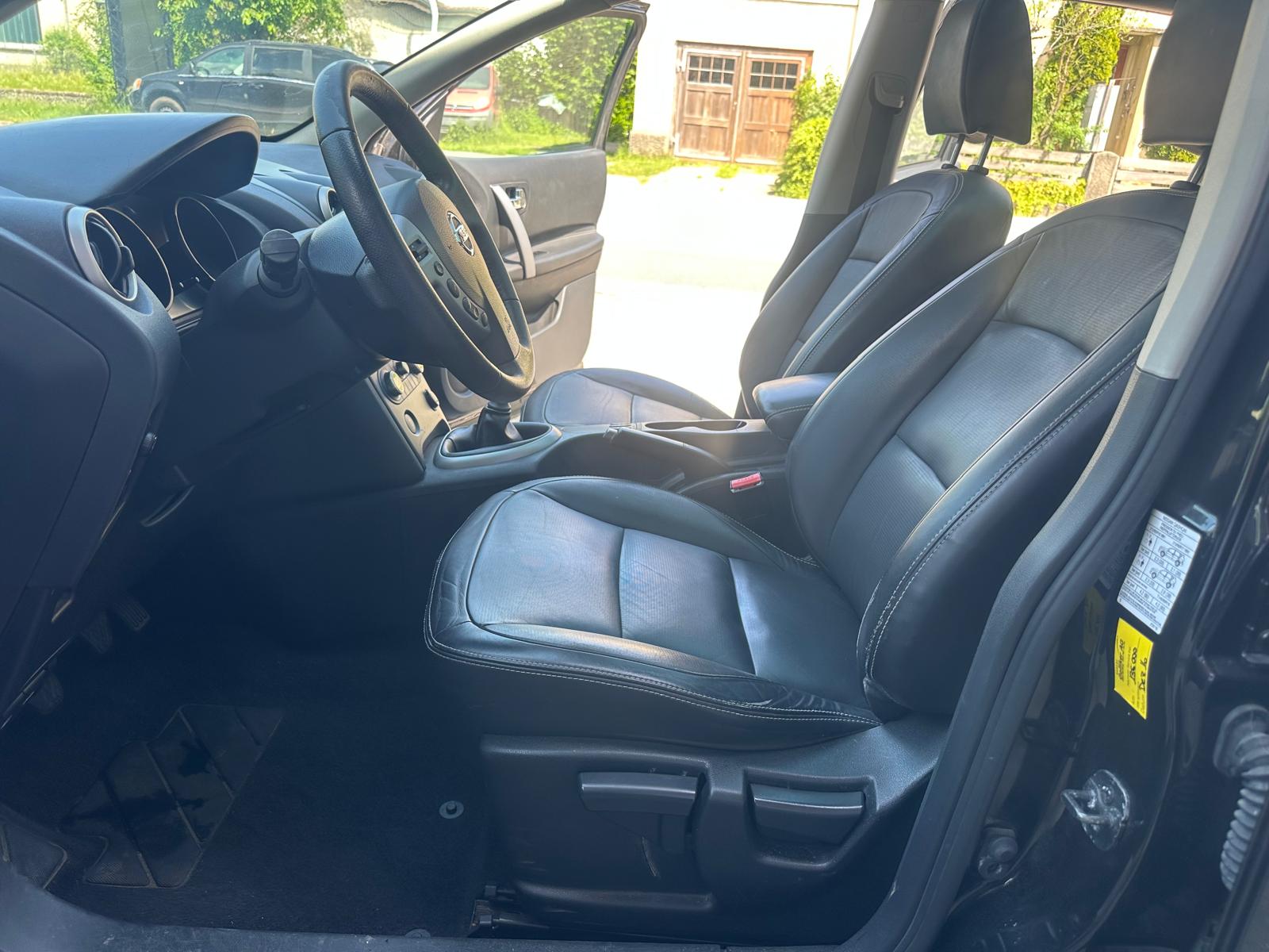NISSAN Qashqai 2.0 tekna-image-9