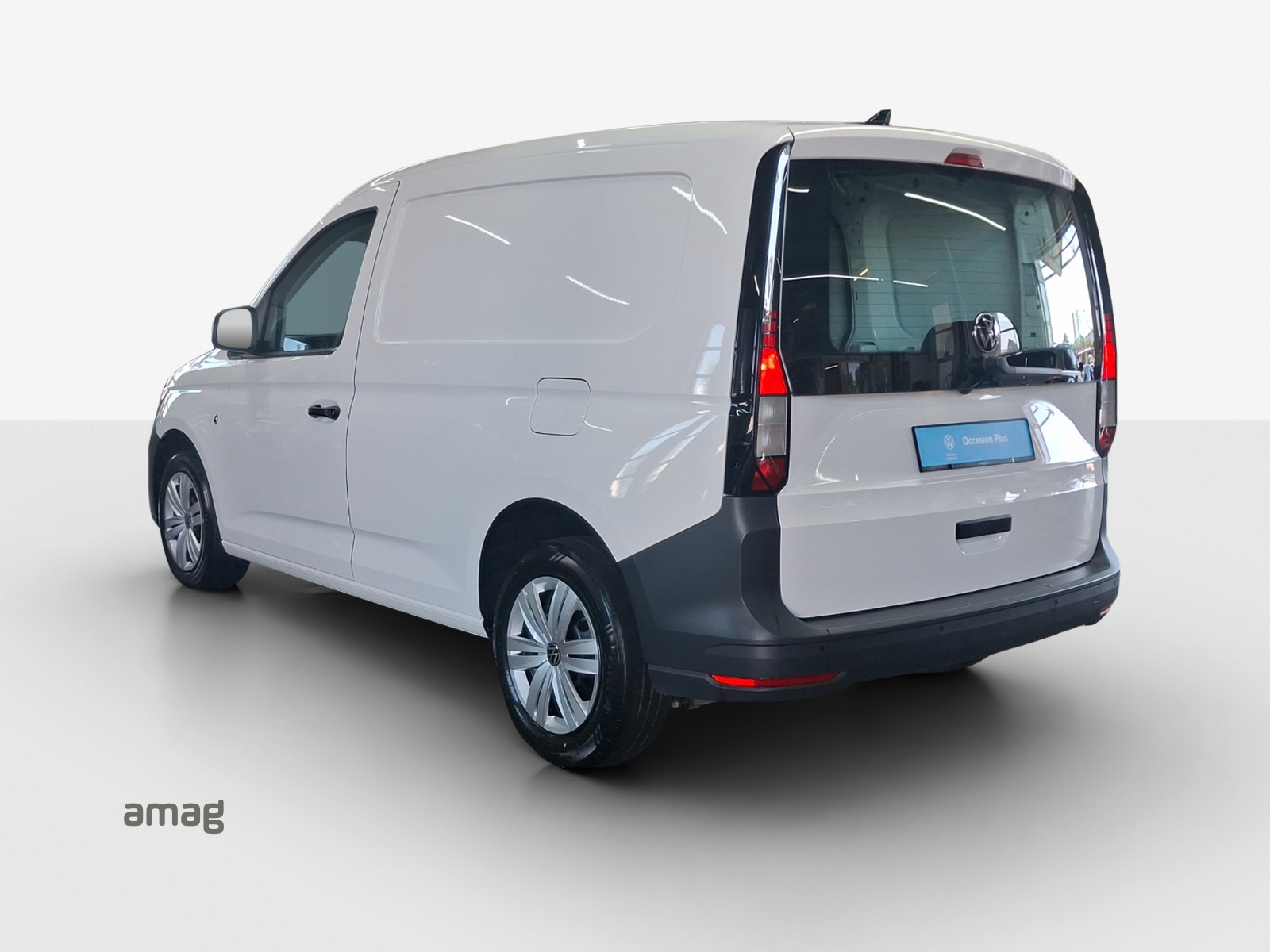 VW Caddy Cargo 2.0TDI 4Motion-image-2