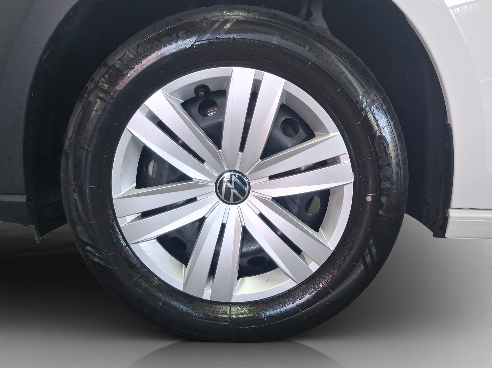 VW Caddy Cargo 2.0TDI 4Motion-image-14