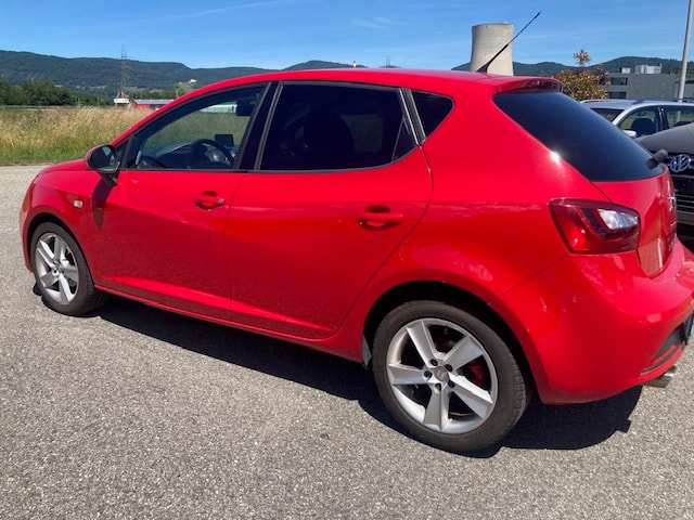 SEAT Ibiza 1.2 TSI FR Viva DSG-image-4
