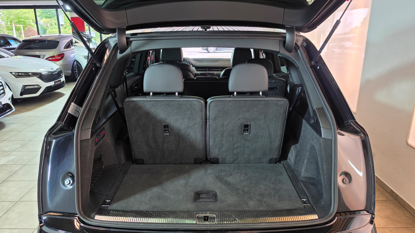 AUDI SQ7 4.0 TDI quattro tiptronic ABT TUNING 520PS UND 970NM Top Zustand, Schweizer Fahrzeug, Frisch ab MFK und Frisch ab Service-image-16