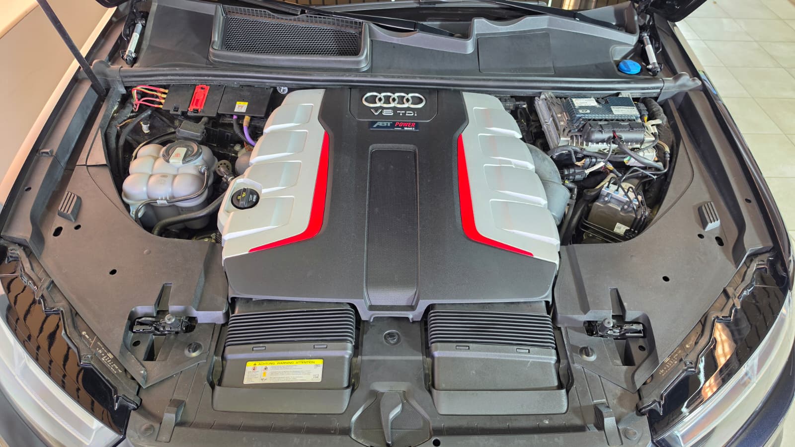 AUDI SQ7 4.0 TDI quattro tiptronic ABT TUNING 520PS UND 970NM Top Zustand, Schweizer Fahrzeug, Frisch ab MFK und Frisch ab Service-image-19