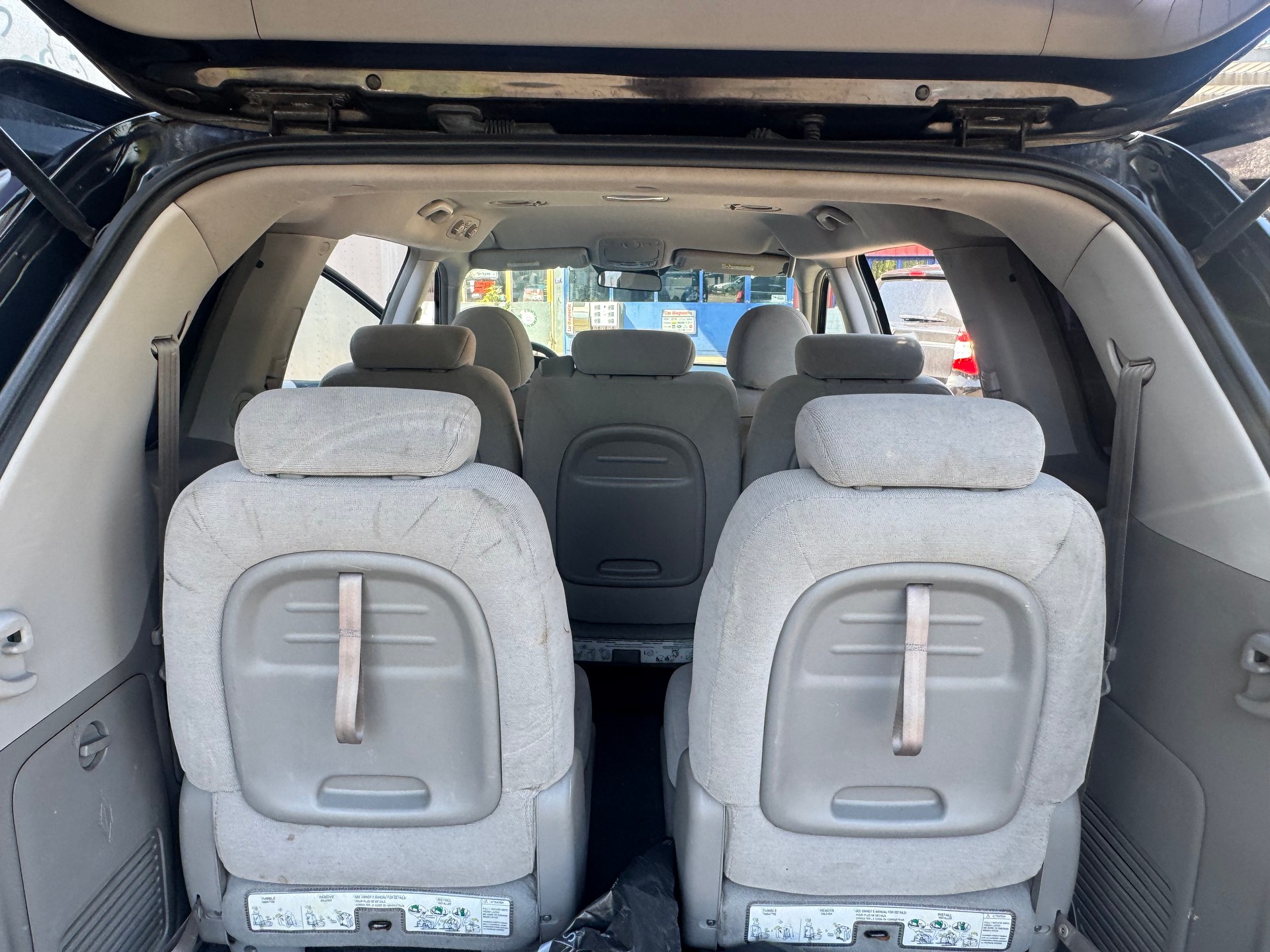 KIA Carnival 2.9 CRDi Style-image-9