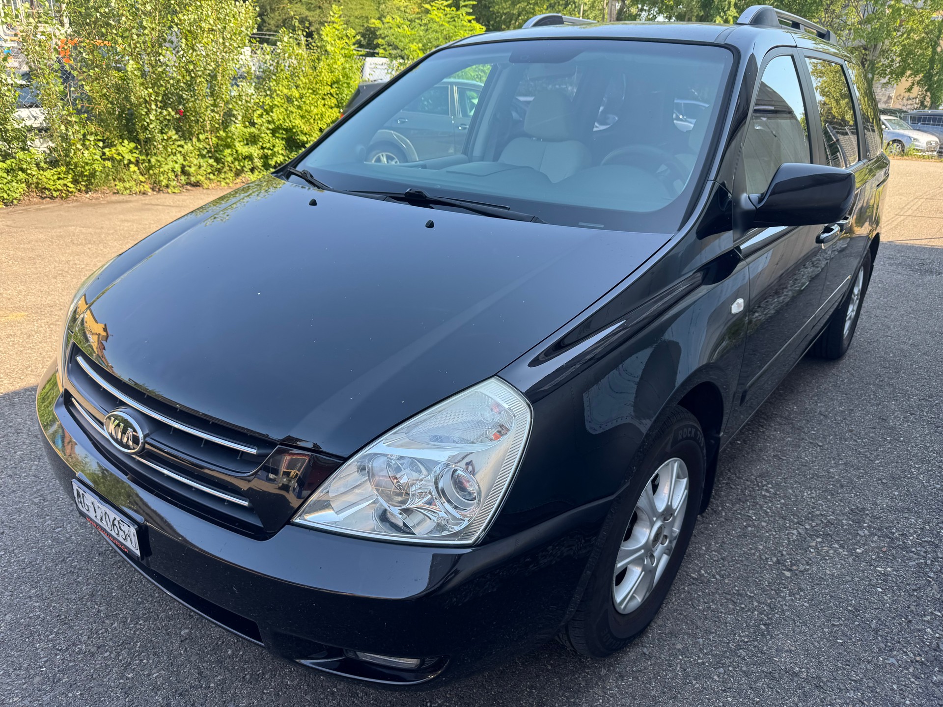 KIA Carnival 2.9 CRDi Style-image-1