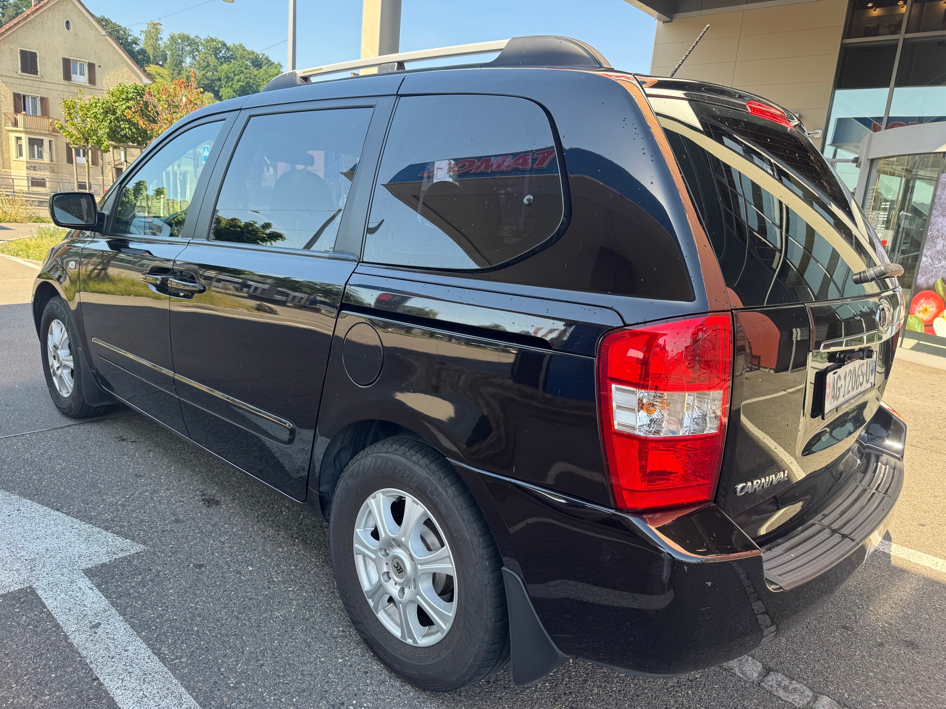 KIA Carnival 2.9 CRDi Style-image-4