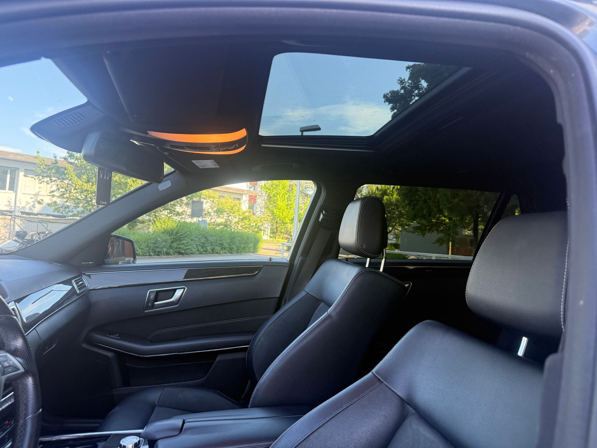 MERCEDES-BENZ E 250 CDI BlueEfficiency 4Matic 7G-Tronic-image-9