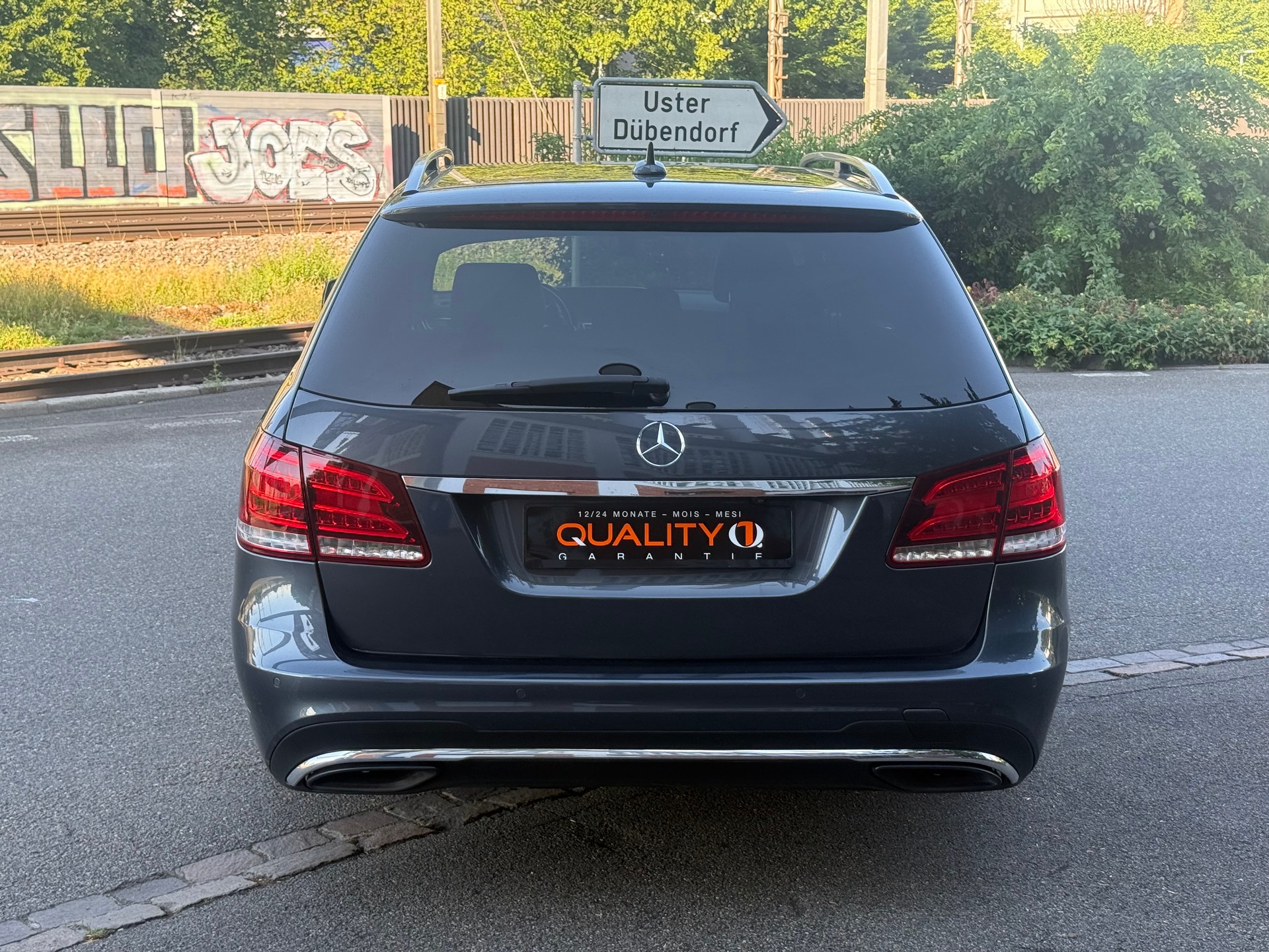 MERCEDES-BENZ E 250 CDI BlueEfficiency 4Matic 7G-Tronic-image-4