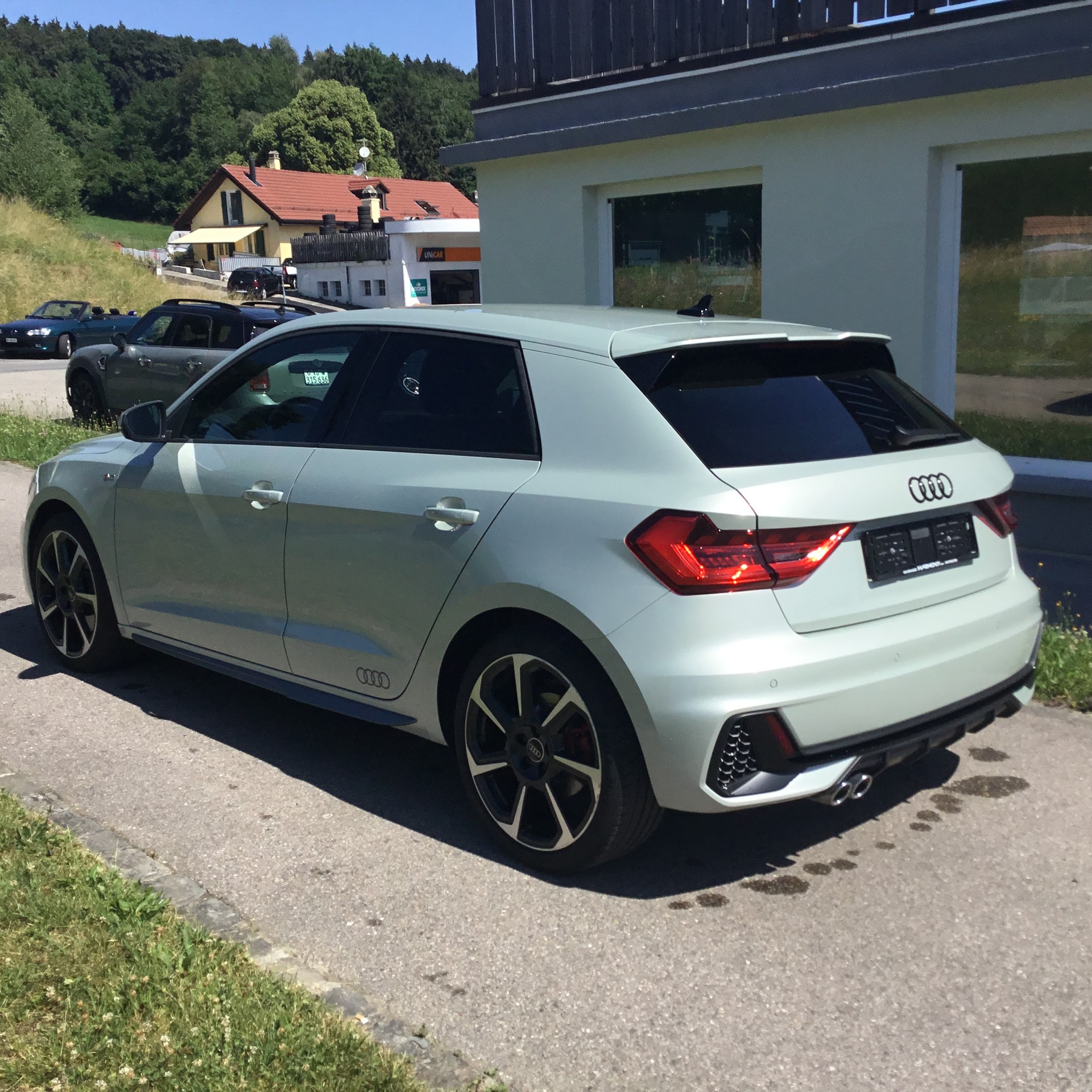 AUDI A1 Sportback 40 TFSI S Line S-tronic-image-5