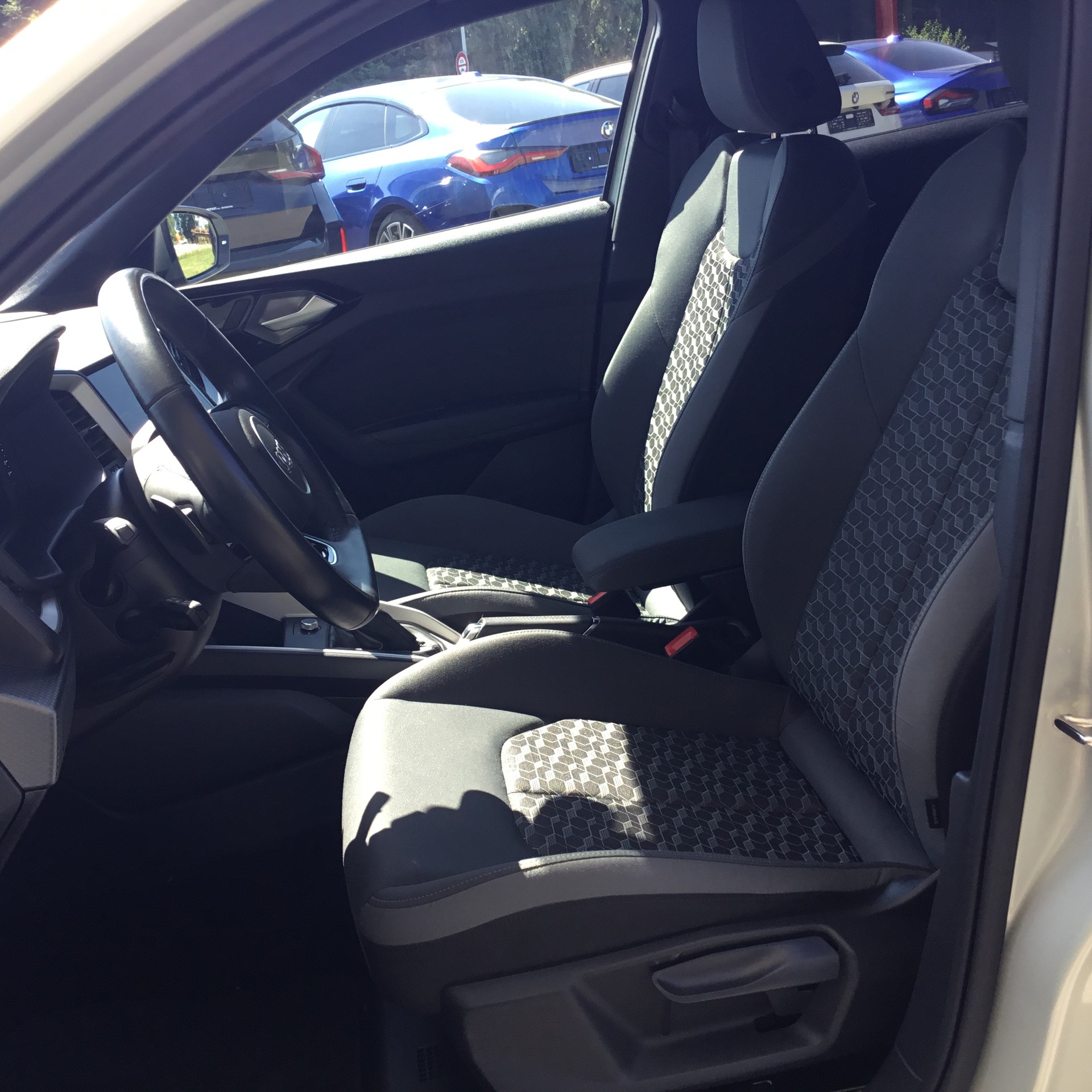 AUDI A1 Sportback 40 TFSI S Line S-tronic-image-11