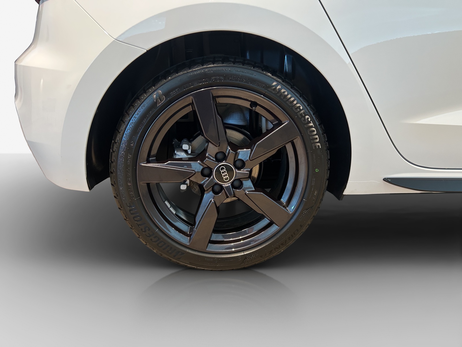 AUDI A1 Sportback 30 TFSI Attraction S-tronic-image-13